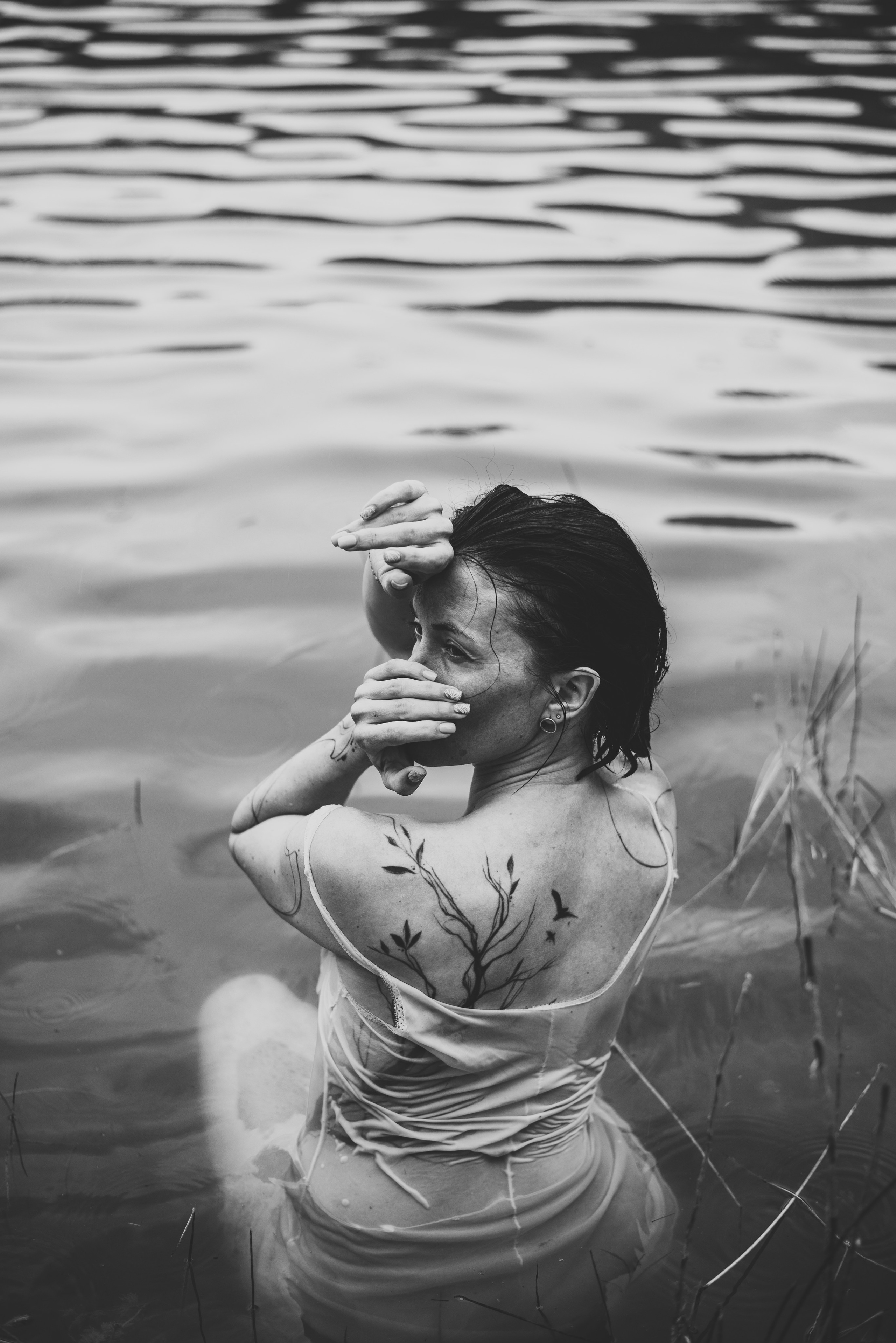 Женский портрет на природе