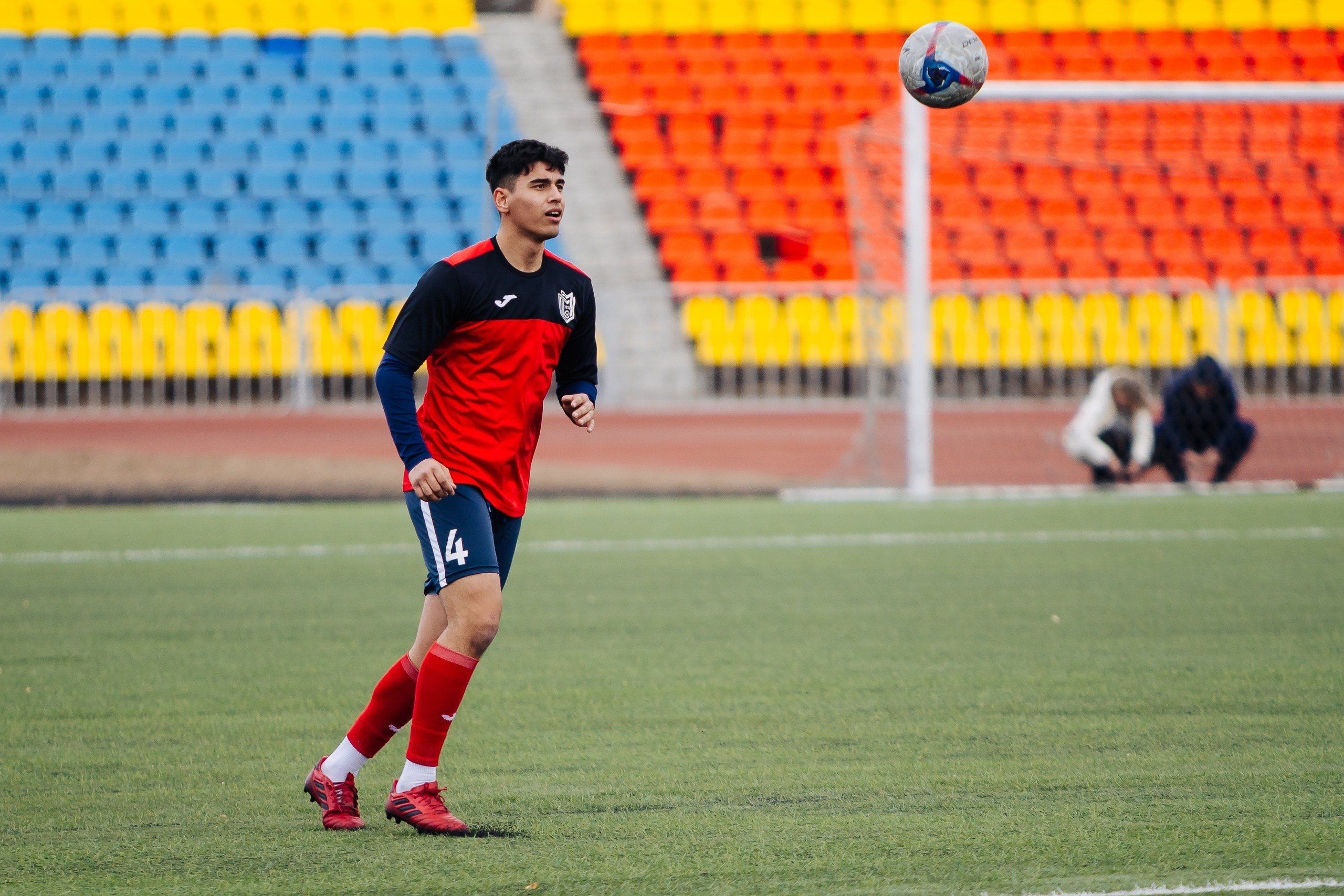 ФК «Металлург-Магнитогорск» vs ФК «ОСШ-Челябинск-М» // 05.04.25. Денис Прохоров Фотограф в г. Магнитогорск