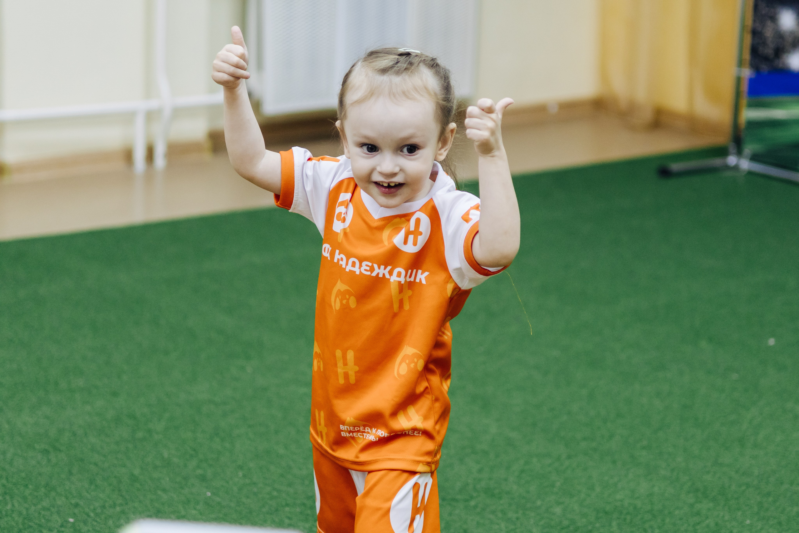 Фотосессия с кубком в детских садах г. Магнитогорска. Денис Прохоров Фотограф в г. Магнитогорск