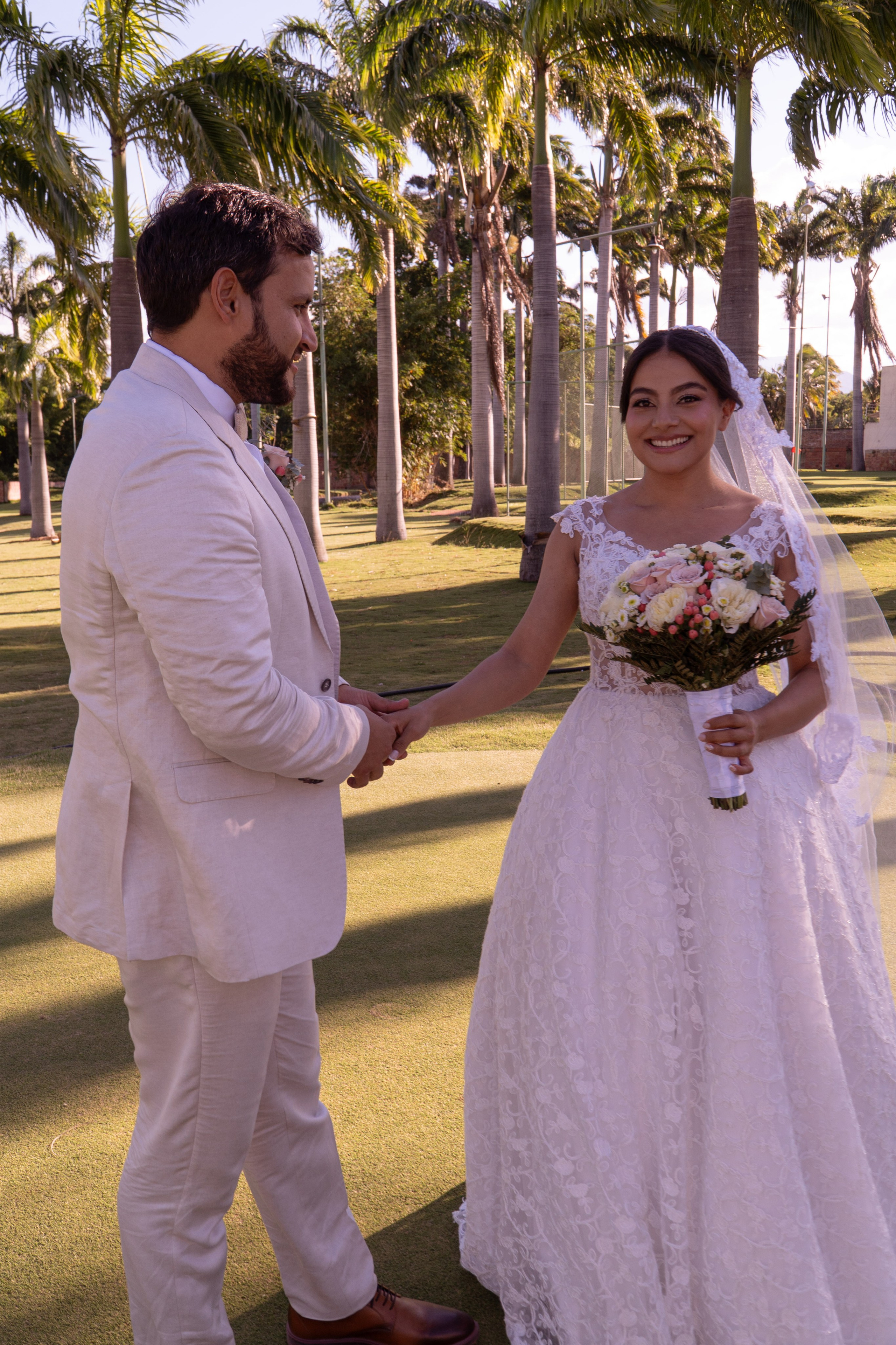 Carola & Gerson. Wedding Photographer in Barcelona and Medellin