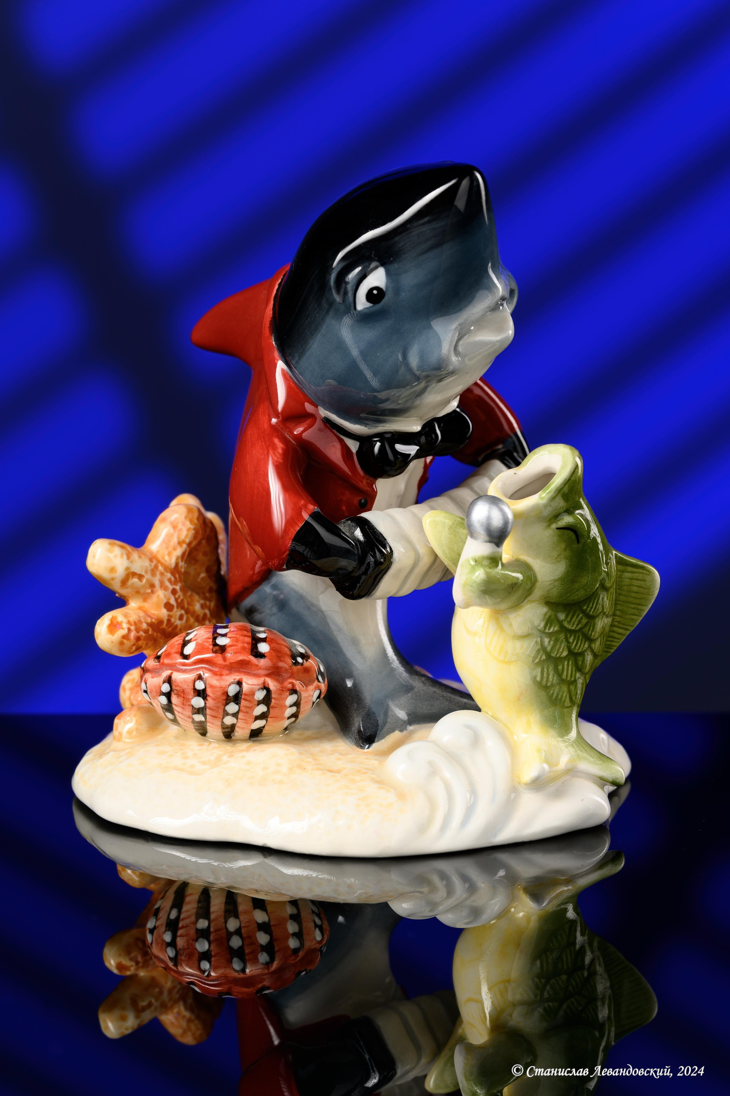 Предметы с глянцевой поверхностью. Предметный фотограф в Москве Станислав Левандовский