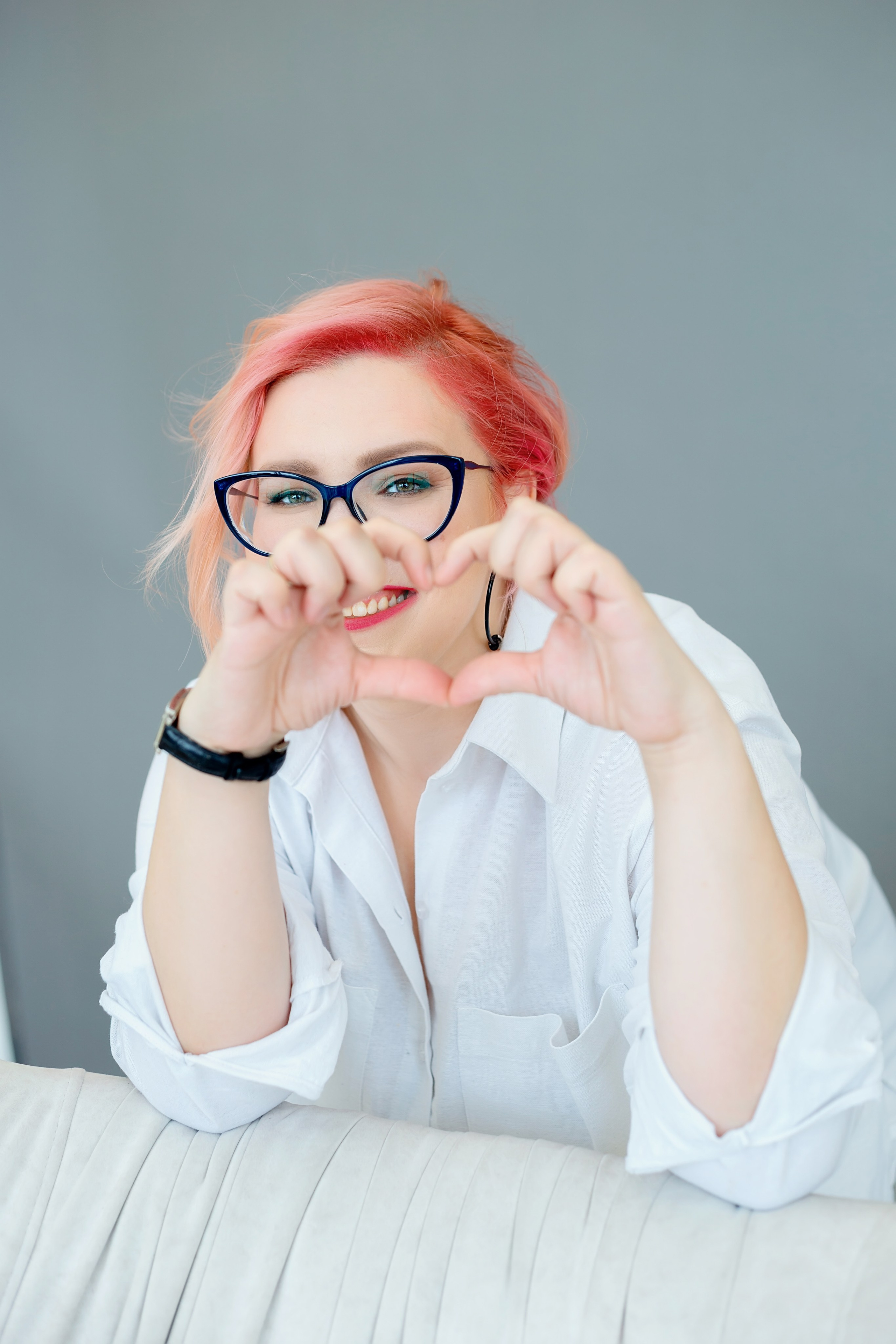 Профессиональные фото для коуча в СПб, яркие портреты для привлечения клиентов. Портретные фотосессии, контент-съемки, репортаж