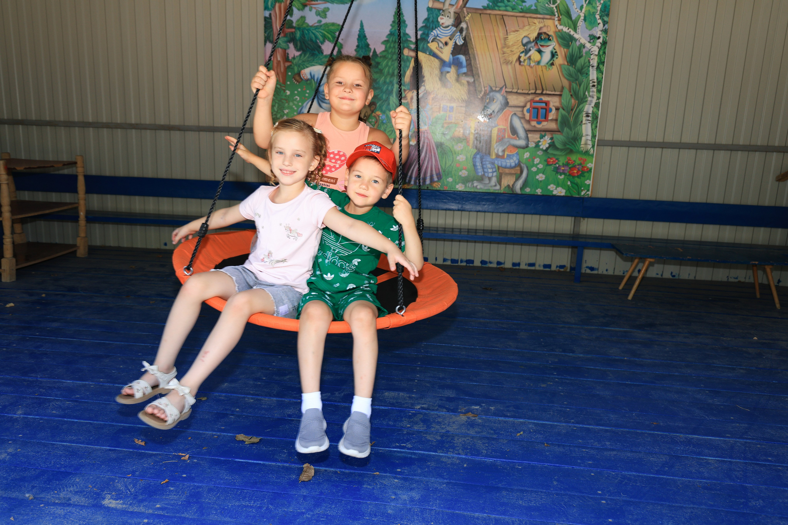 Выпускные съемки «Детский сад» Групповые фото. «ФотоЛерия» ФОТОГРАФ ВЫПУСКНЫЕ АЛЬБОМЫ