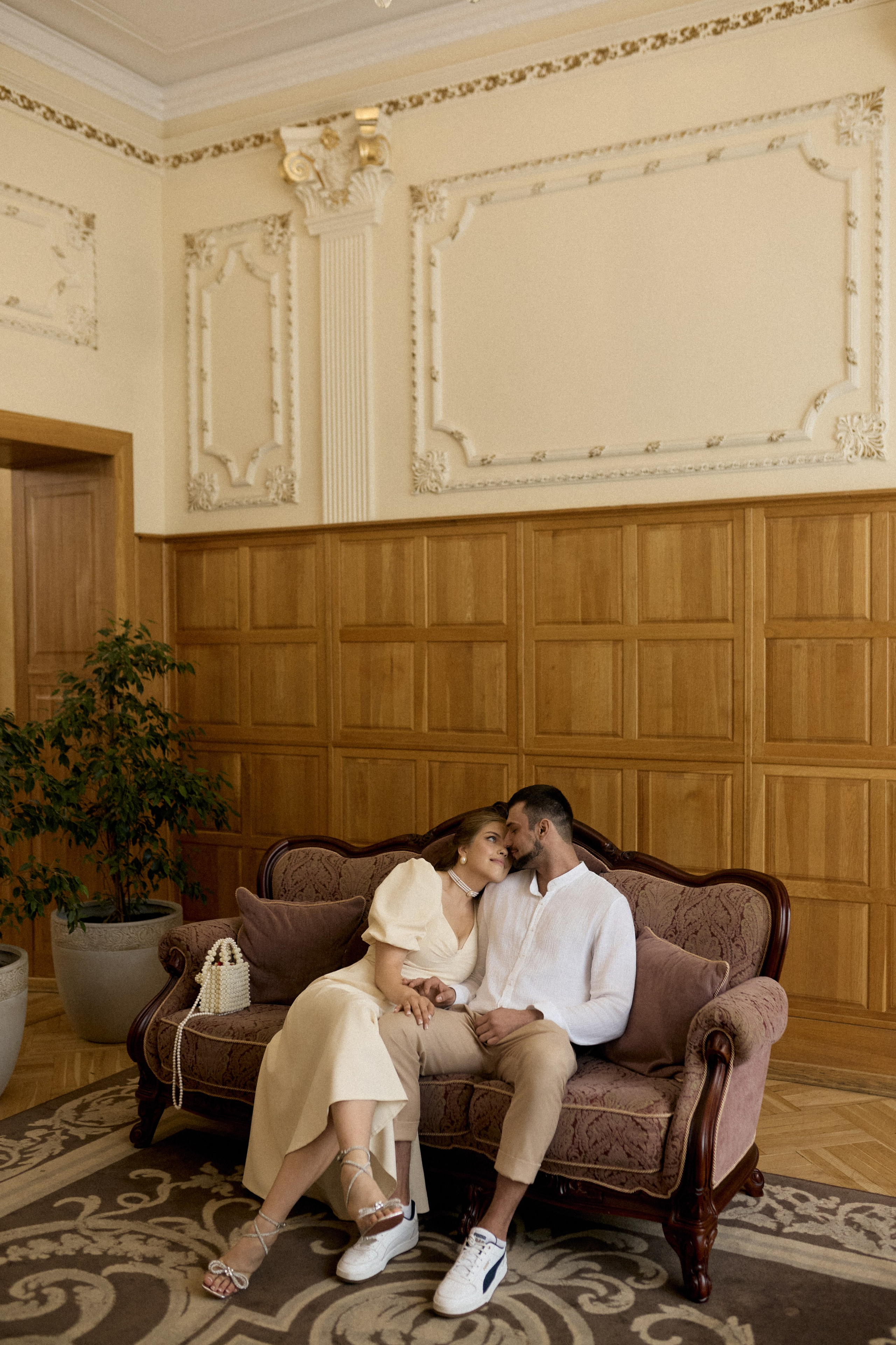 Свадебная Фотосессия в Грибоедовском загсе. Сестры Карабаза. Фотографы и ретушеры в Москве и Санкт-Петербурге