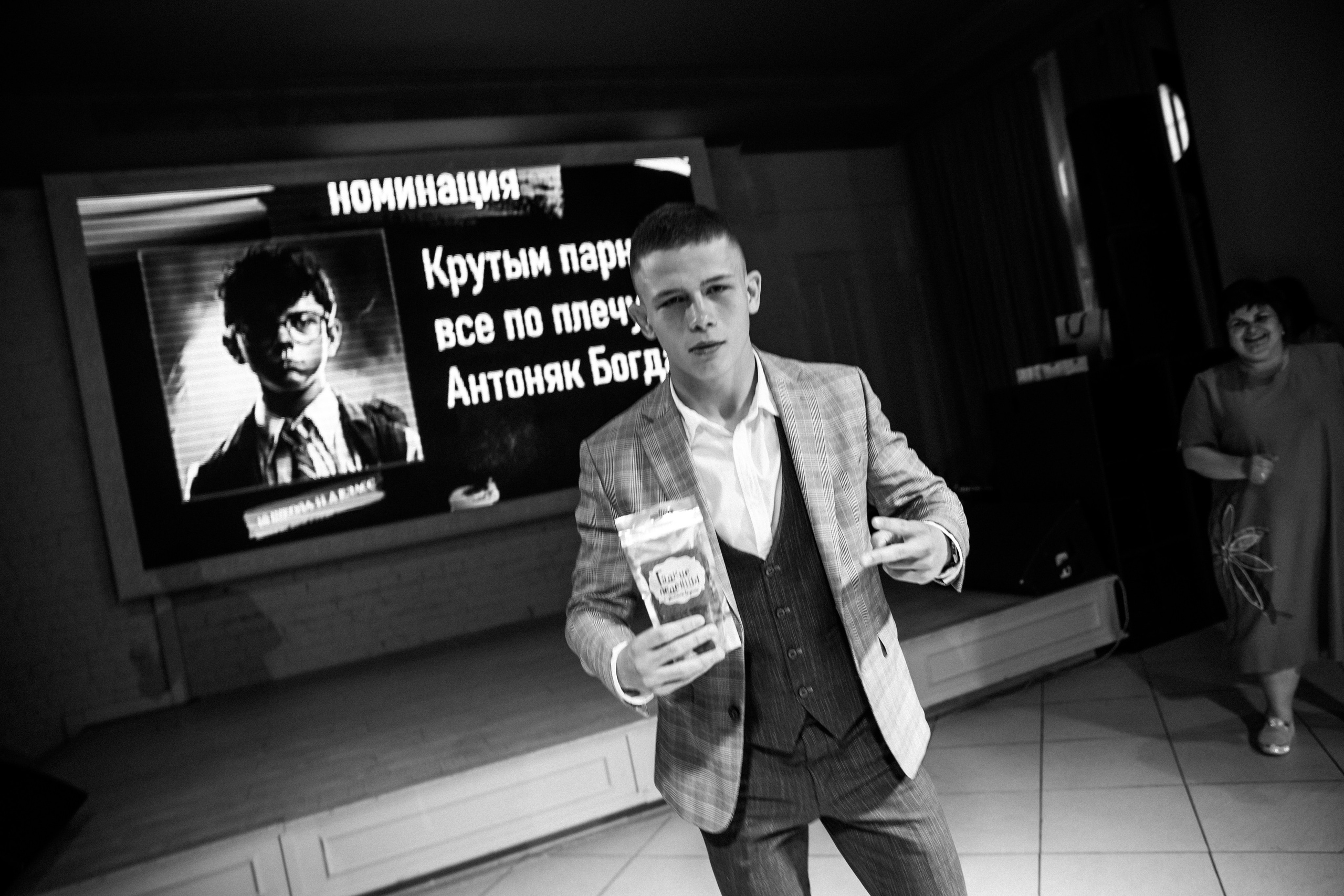 2023-06-23 Выпускной МБОУ СОШ № 10. Фотограф в Красноярске