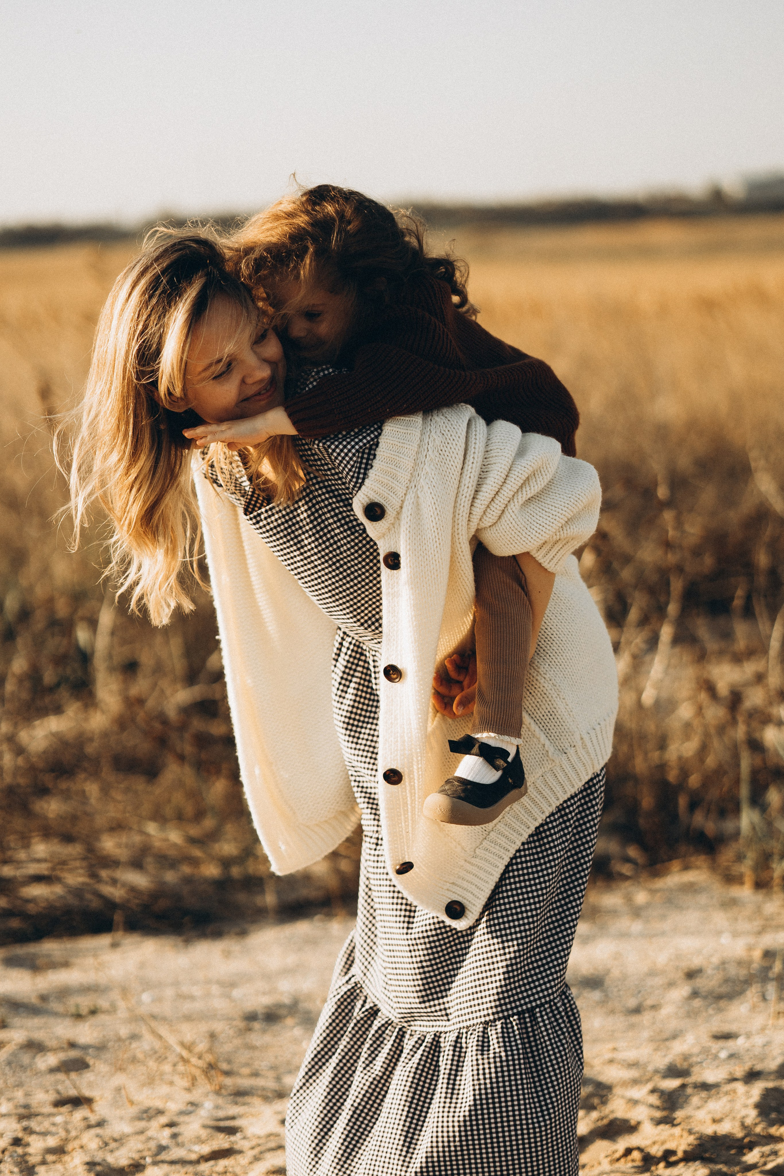 Мама и дочка, такая нежная весна. Семейный и детский фотограф, таганрог, ростов-на-дону