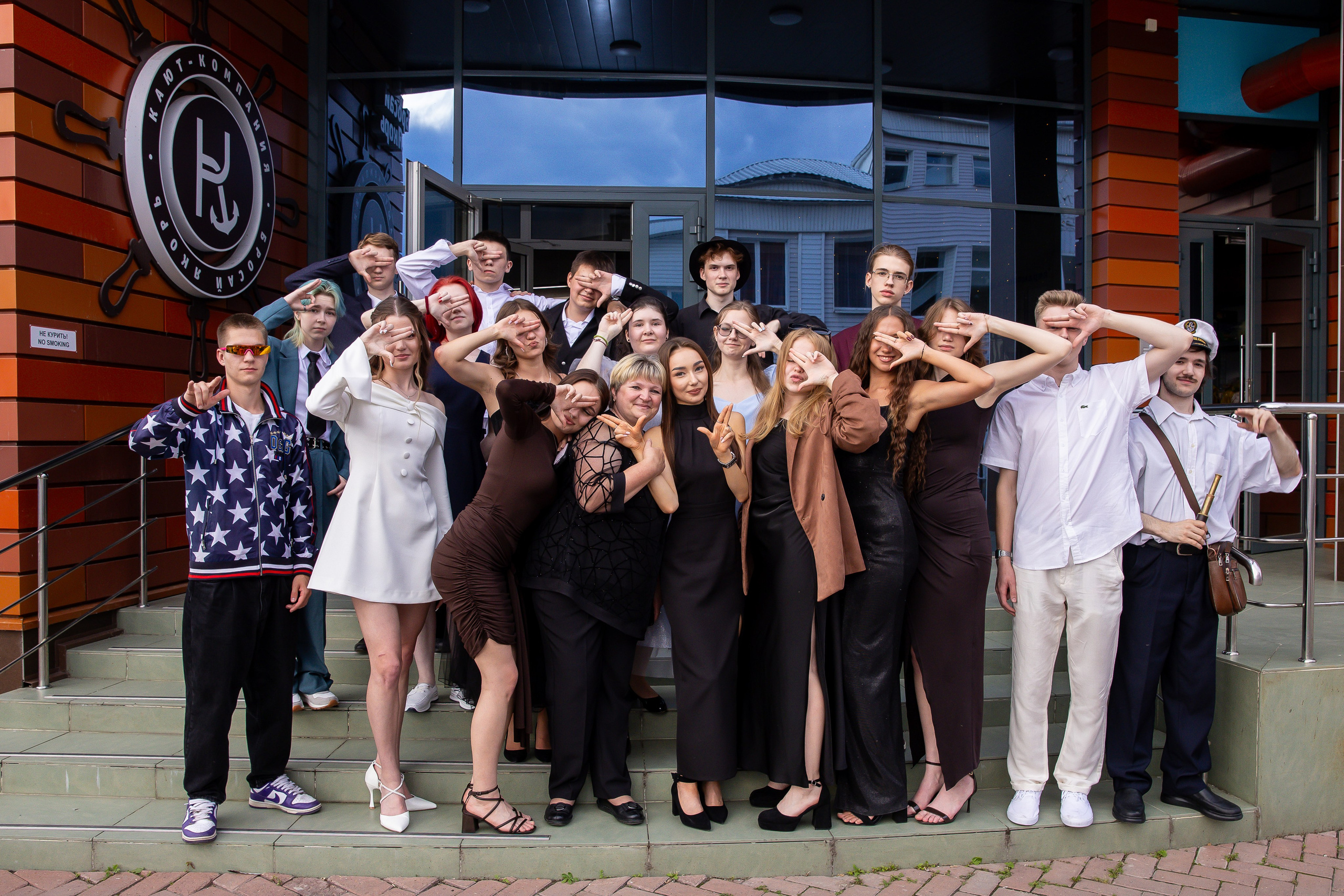 Фото и видео на выпускной в школе и детском саду. Свадебный, семейный видеограф и фотограф в Екатеринбурге Николай Рыков