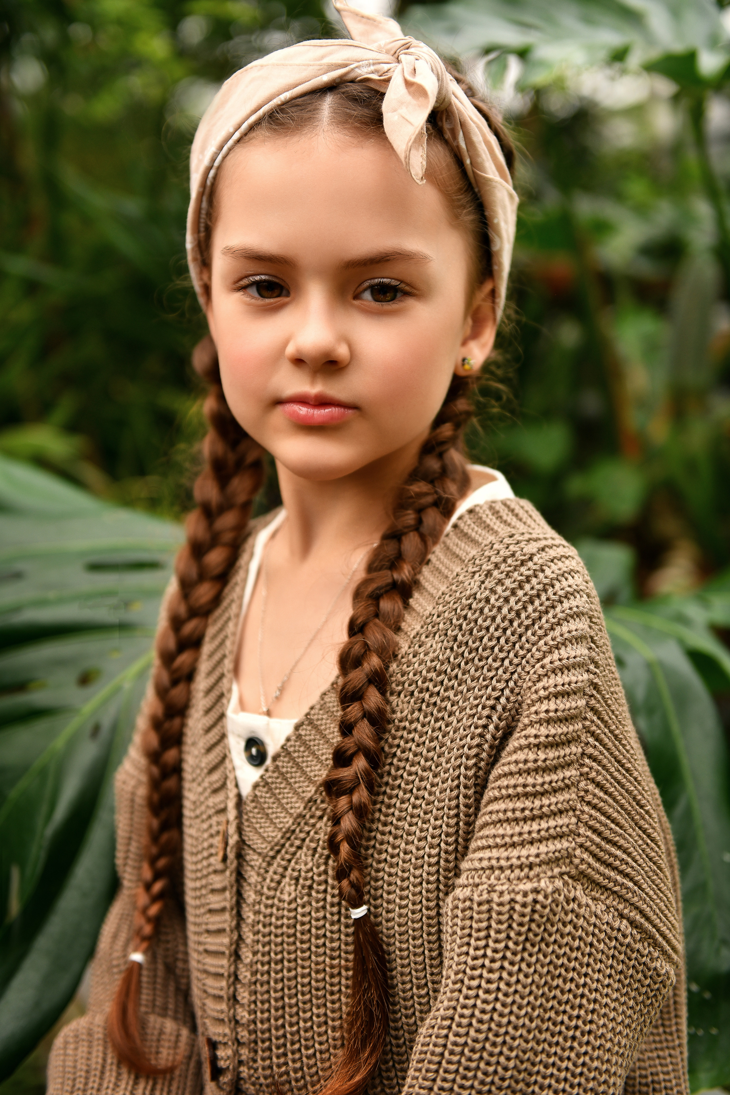 Александра и Юлиана. Ботанический сад, Воронеж. Портретный и контент фотограф в Воронеже Елена Николайчик