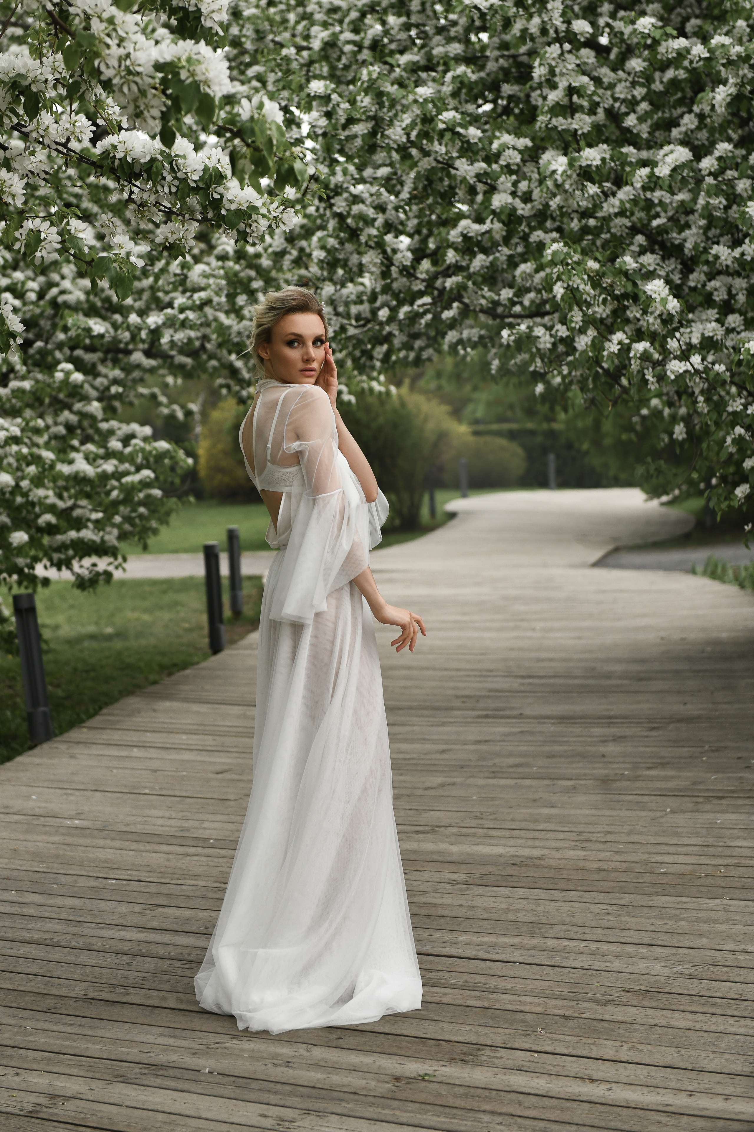 Прогулка в парке Музеон. Цветение. Портретный и контент фотограф в Воронеже Елена Николайчик