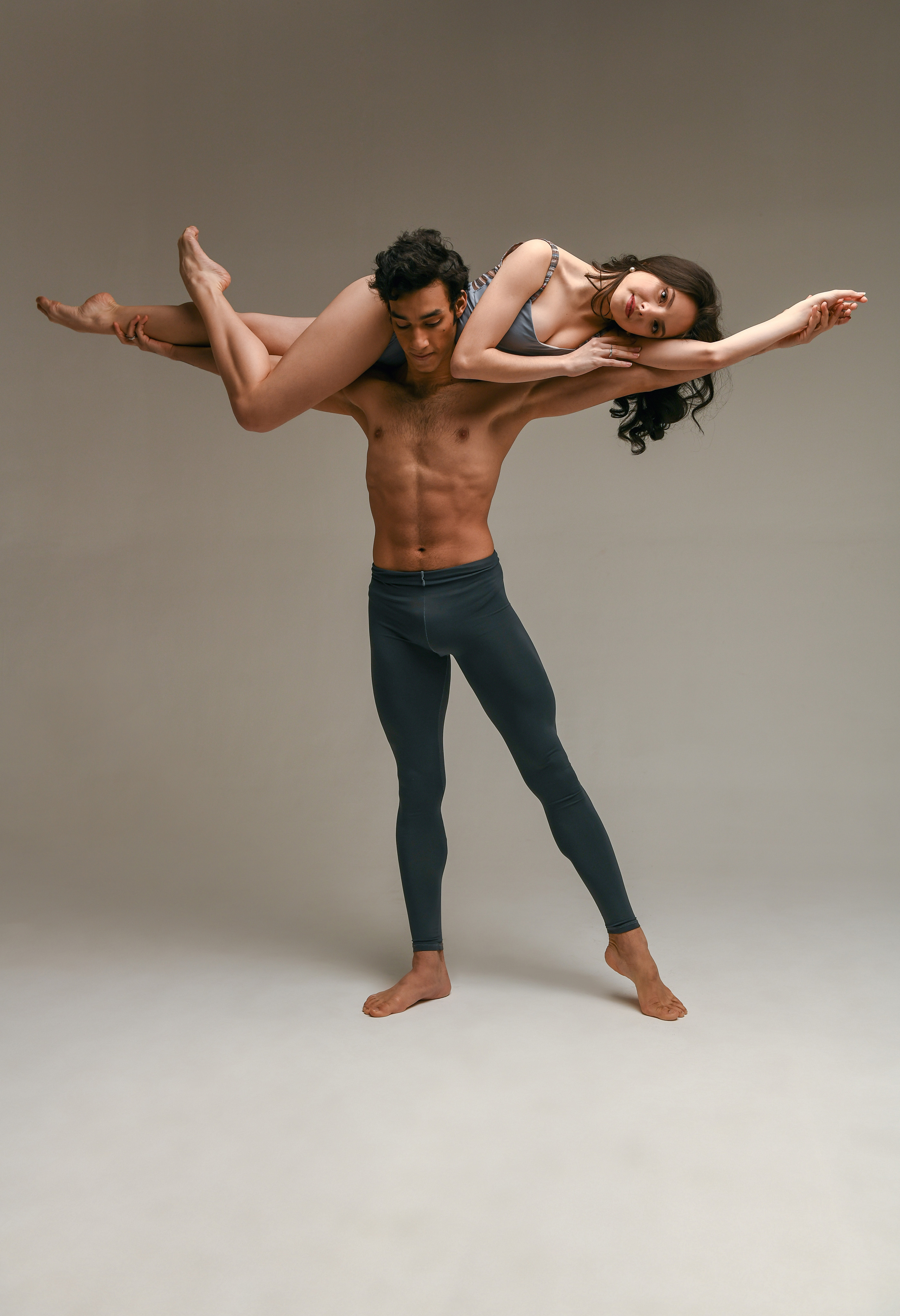 Лариса и Луиз. Портретный и контент фотограф в Воронеже Елена Николайчик