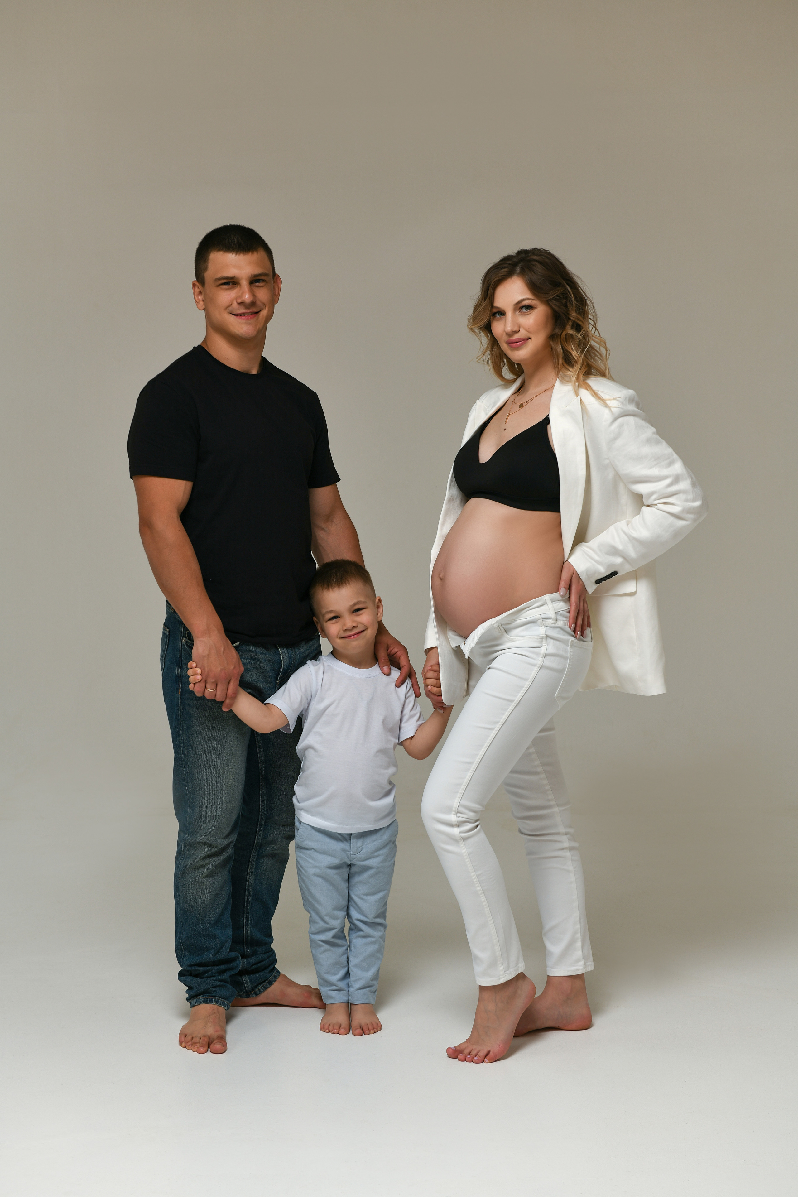 Наталья. Стильная фотосессия беременности. Фотостудия My Place. Портретный и контент фотограф в Воронеже Елена Николайчик