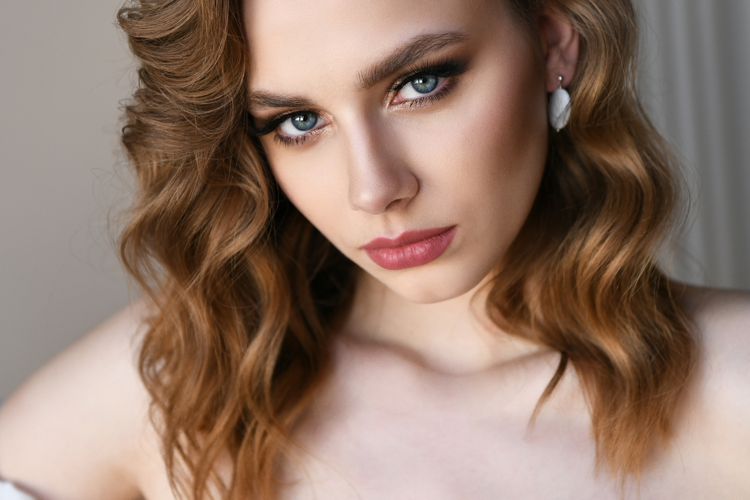 Невеста Ангелина. Контентная фотосессия для портфолио свадебного стилиста. Портретный и контент фотограф в Воронеже Елена Николайчик