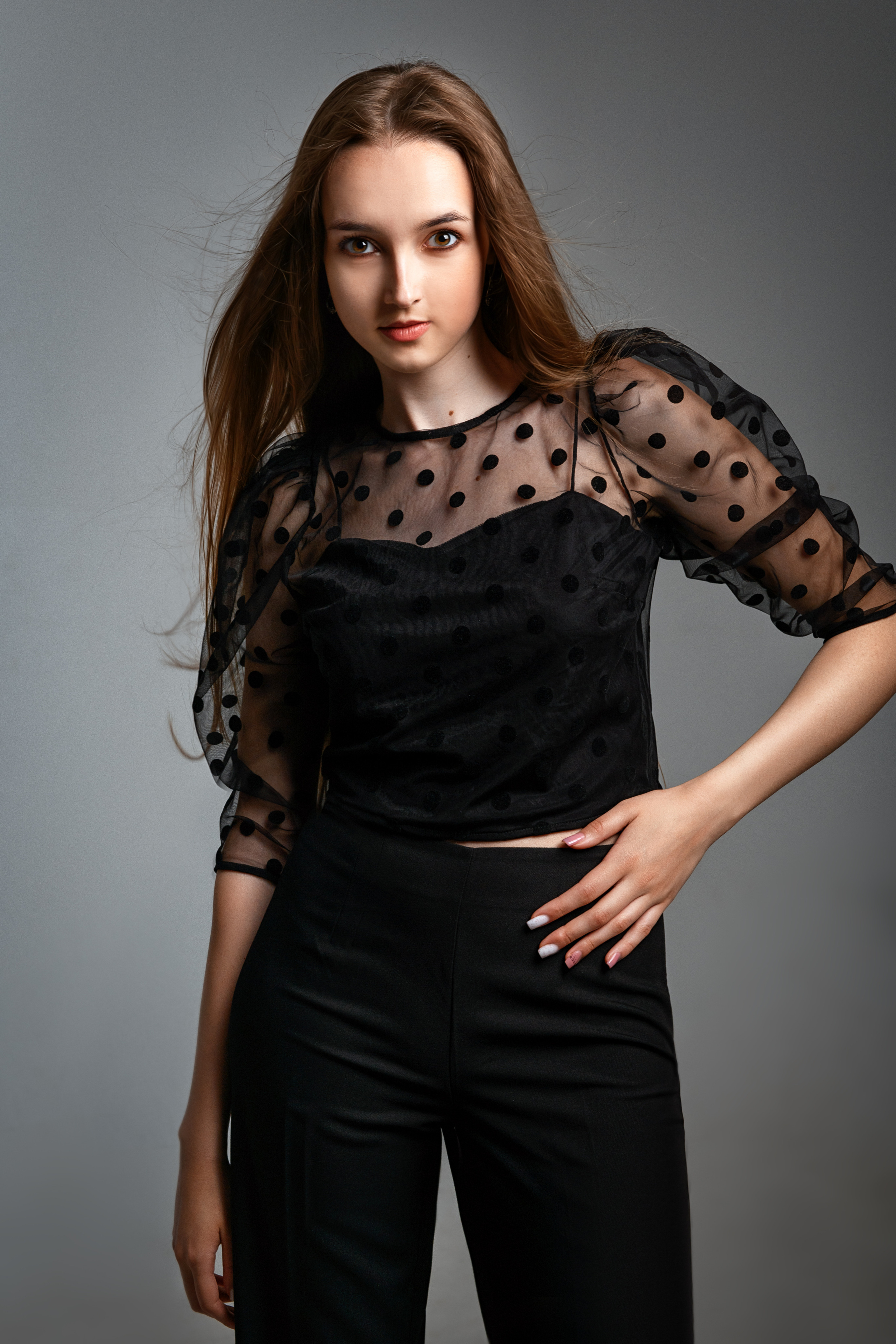 Фотограф Воронеж Елена Николайчик. Портретный фотограф, имиджевая фотосессия, контент, контентная фотосессия, студийная фотосессия.