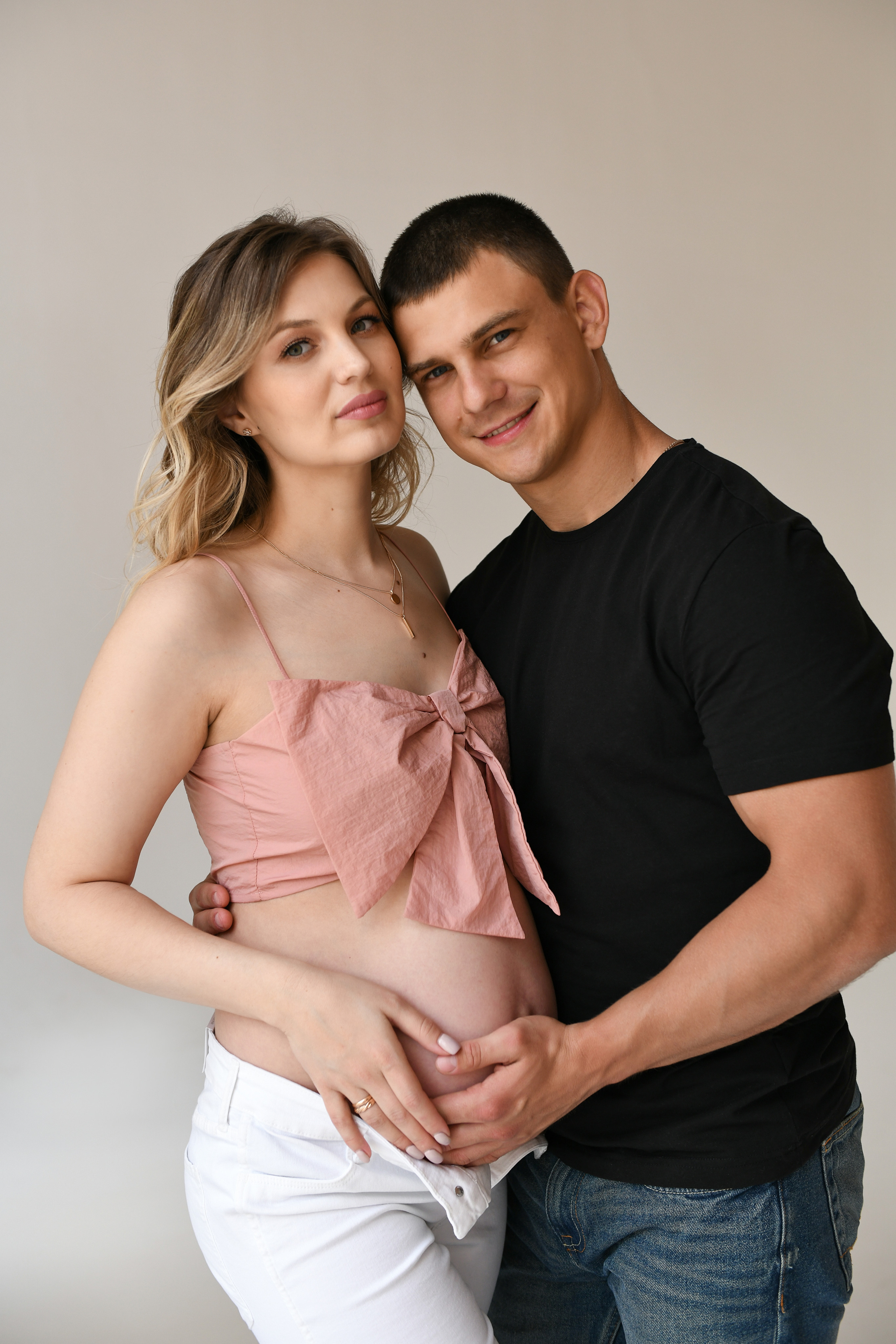 Наталья. Стильная фотосессия беременности. Фотостудия My Place. Портретный и контент фотограф в Воронеже Елена Николайчик