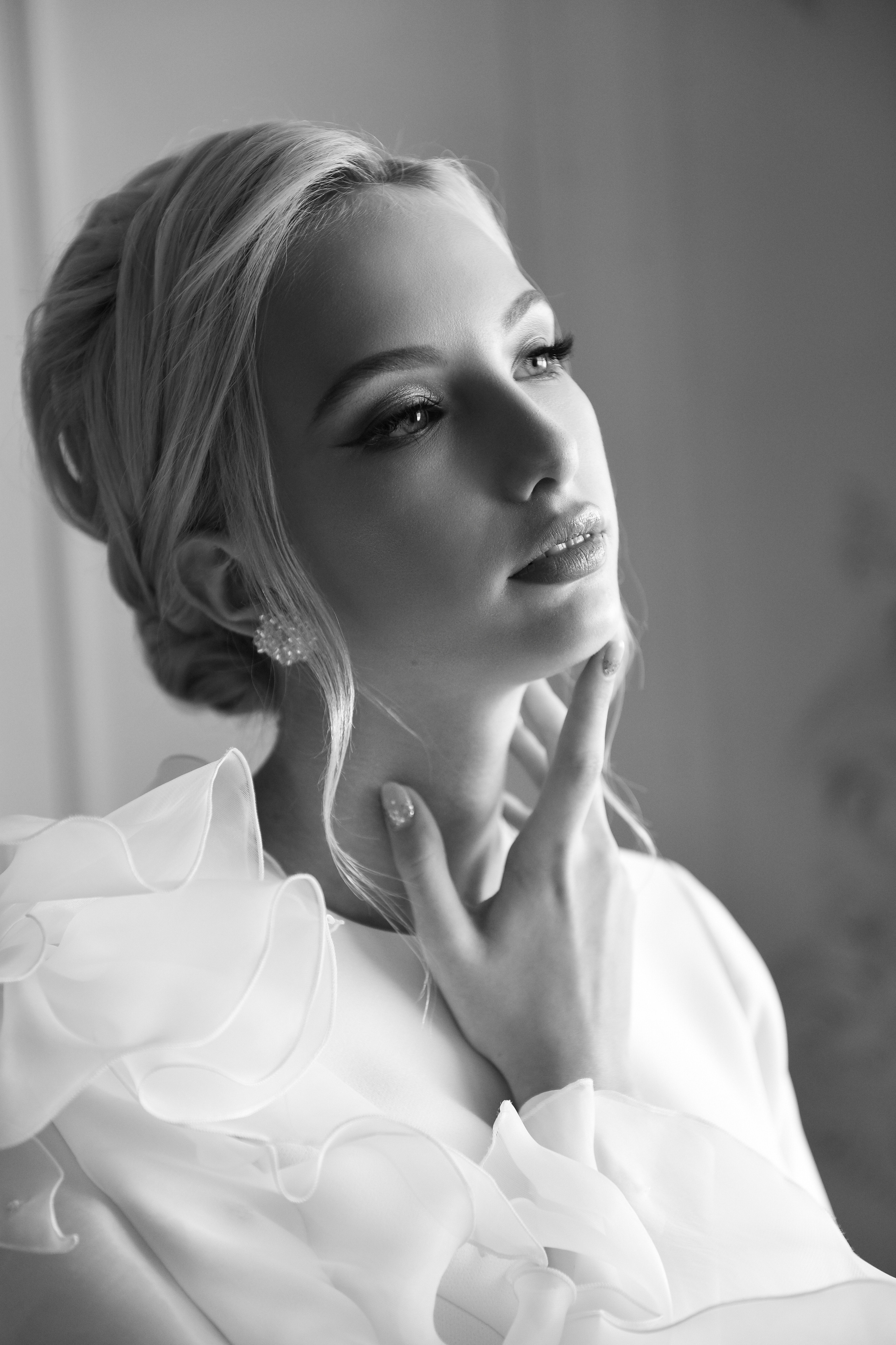 Невеста Алина. Контентная фотосессия для портфолио свадебного стилиста. Портретный и контент фотограф в Воронеже Елена Николайчик