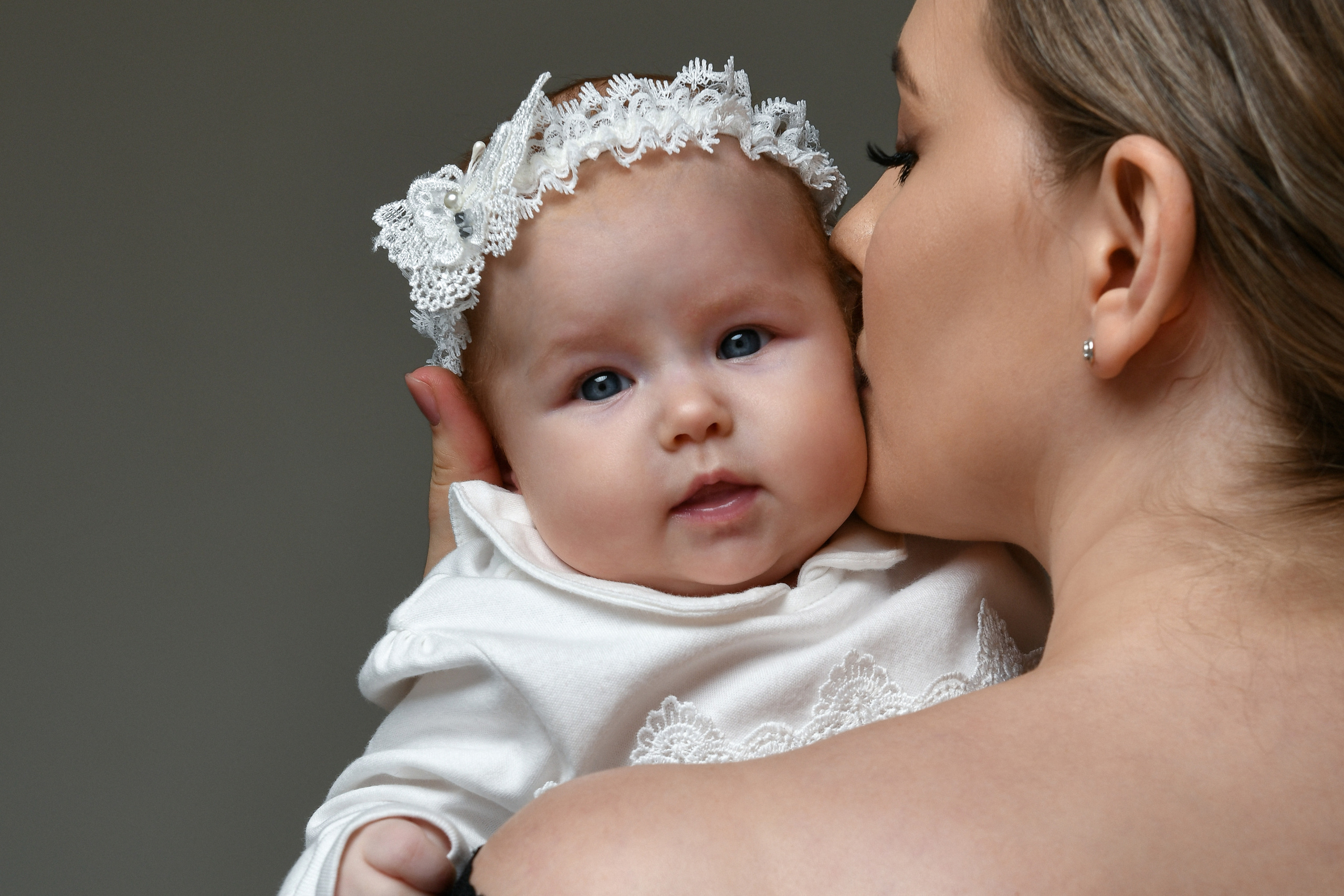 Мама и дочка. Фотостудия My Place. Портретный и контент фотограф в Воронеже Елена Николайчик