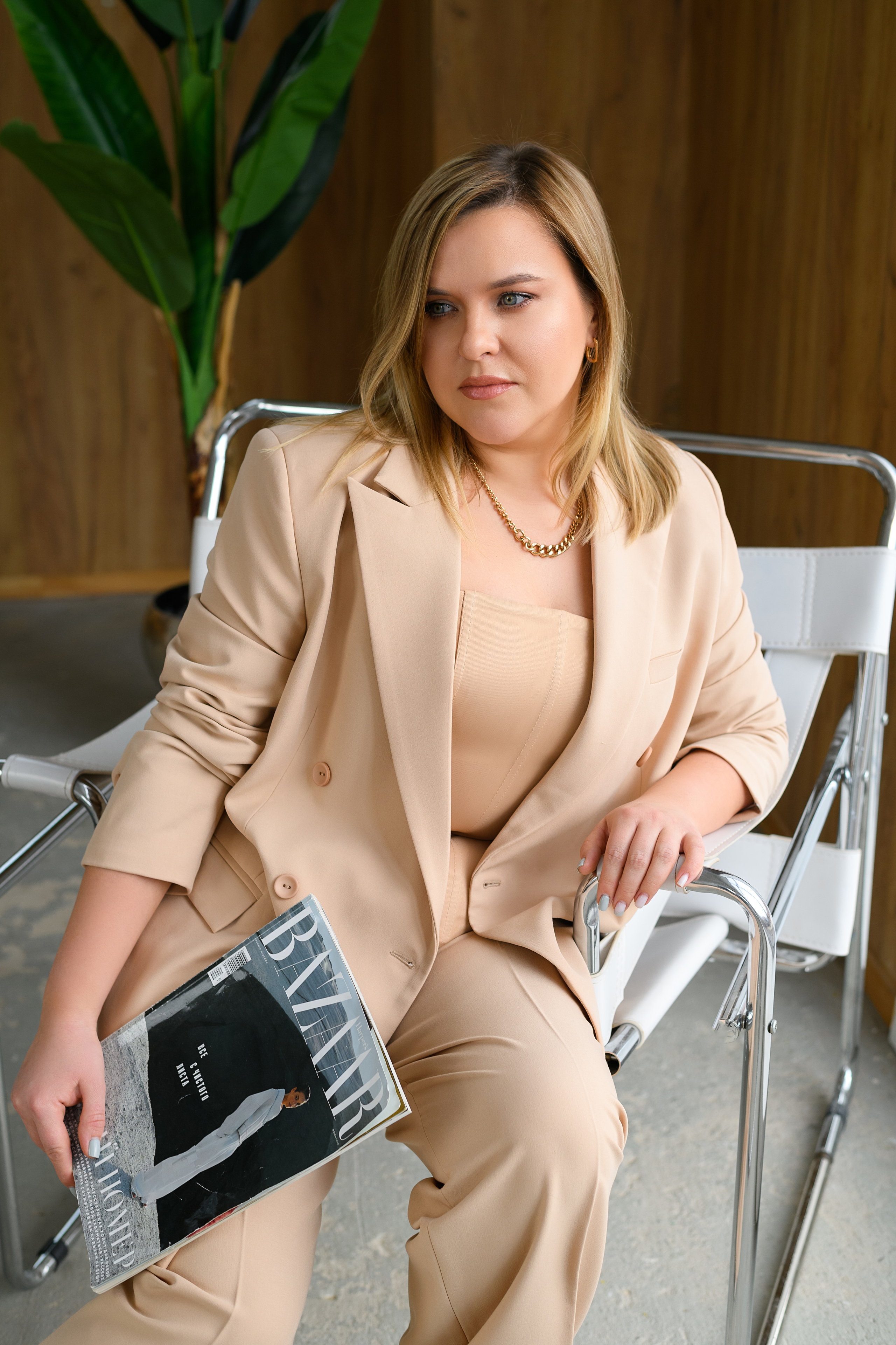 Кристина. Имиджевая контентная фотосессия. Портретный и контент фотограф в Воронеже Елена Николайчик