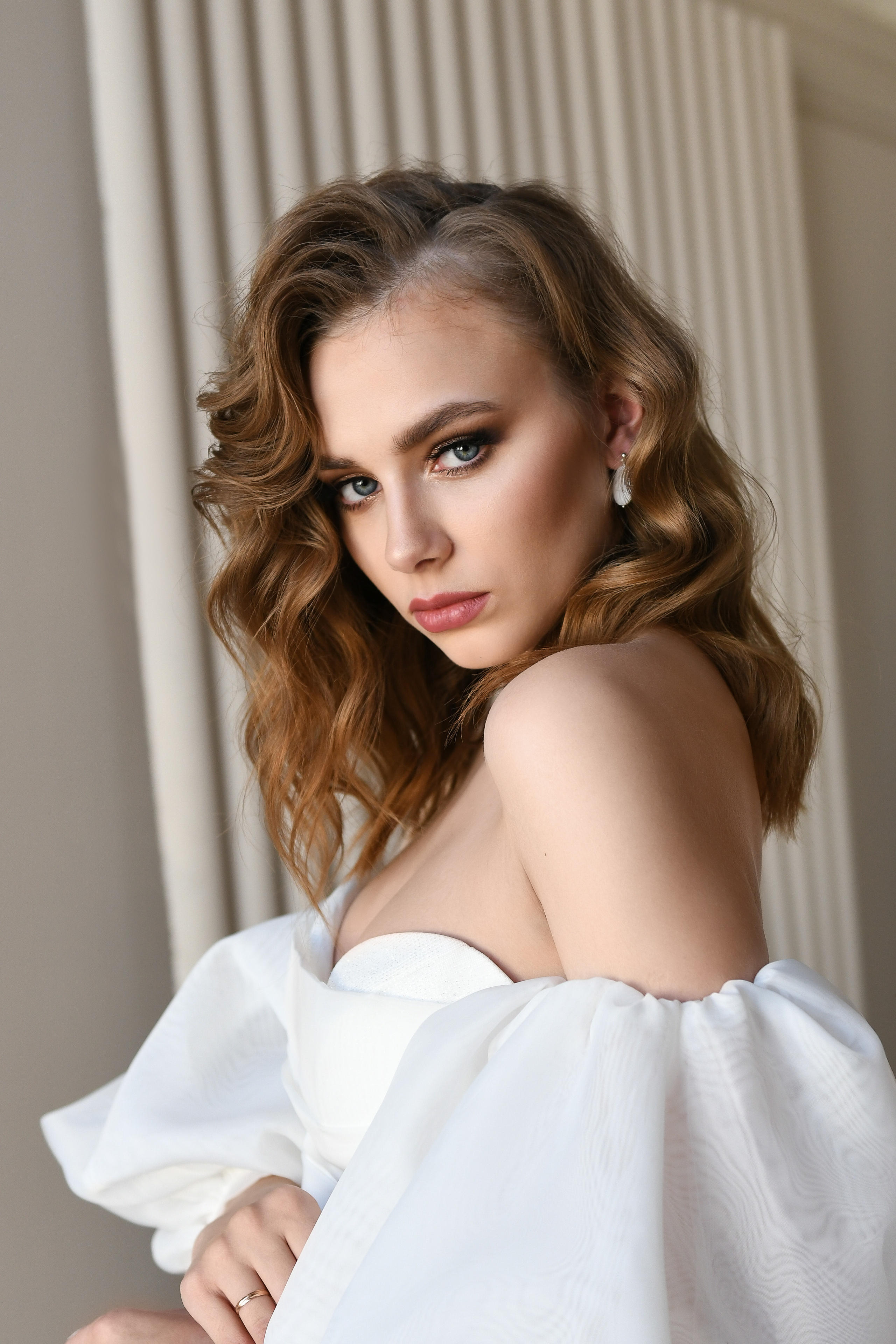 Невеста Ангелина. Контентная фотосессия для портфолио свадебного стилиста. Портретный и контент фотограф в Воронеже Елена Николайчик