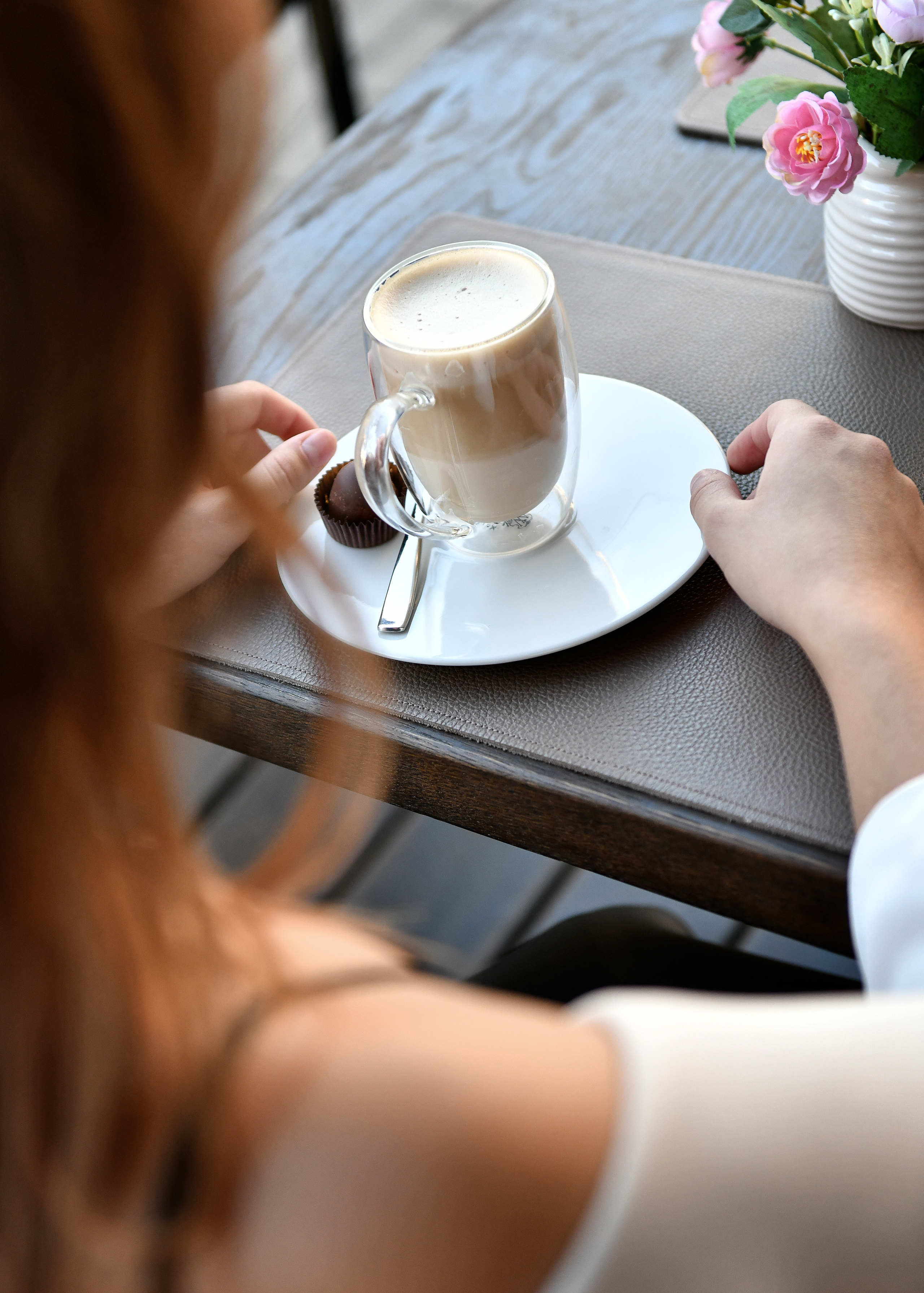 Дарья. Городская прогулка, ресторан «Sentimento». Портретный и контент фотограф в Воронеже Елена Николайчик