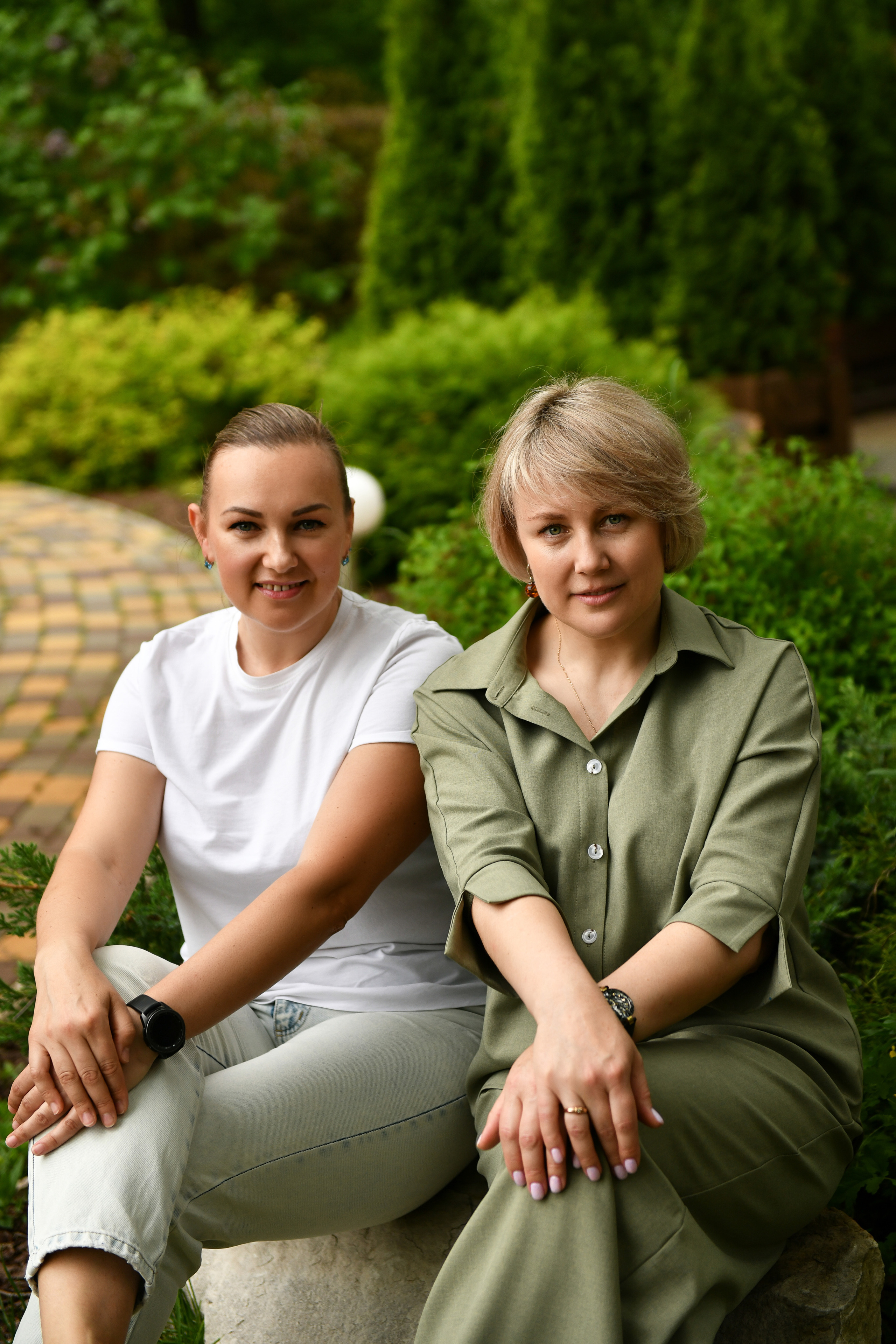 Надежда и Наталья. Фотопрогулка. Дубрава, Новая Усмань. Портретный и контент фотограф в Воронеже Елена Николайчик