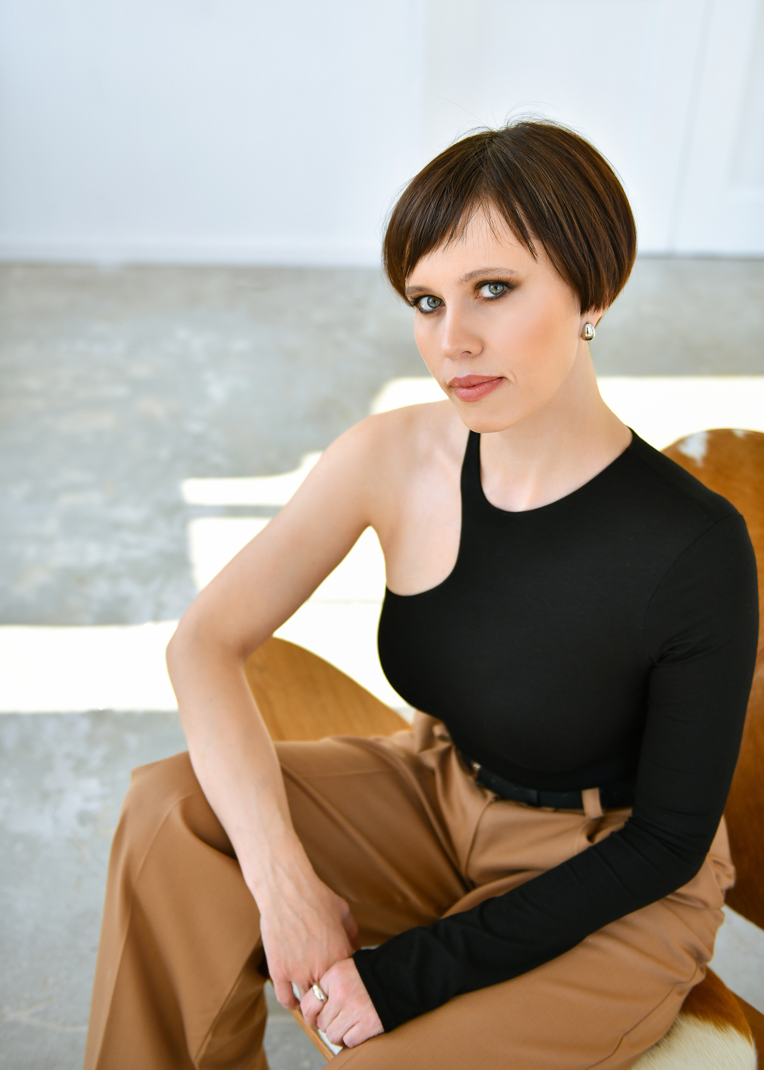 Юлия. Имиджевая контентная фотосессия для стилиста и дизайнера одежды. Портретный и контент фотограф в Воронеже Елена Николайчик