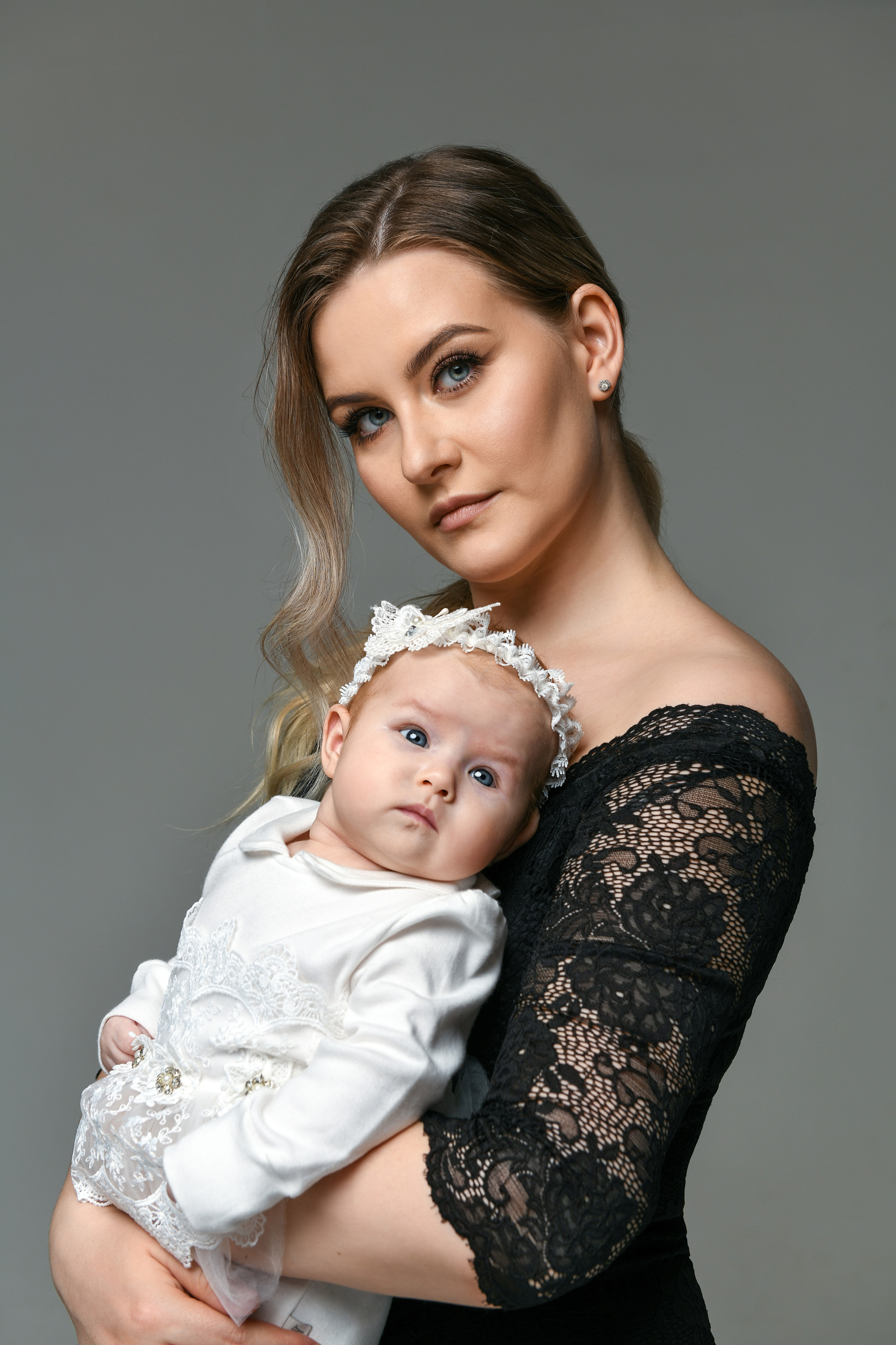 Мама и дочка. Фотостудия My Place. Портретный и контент фотограф в Воронеже Елена Николайчик