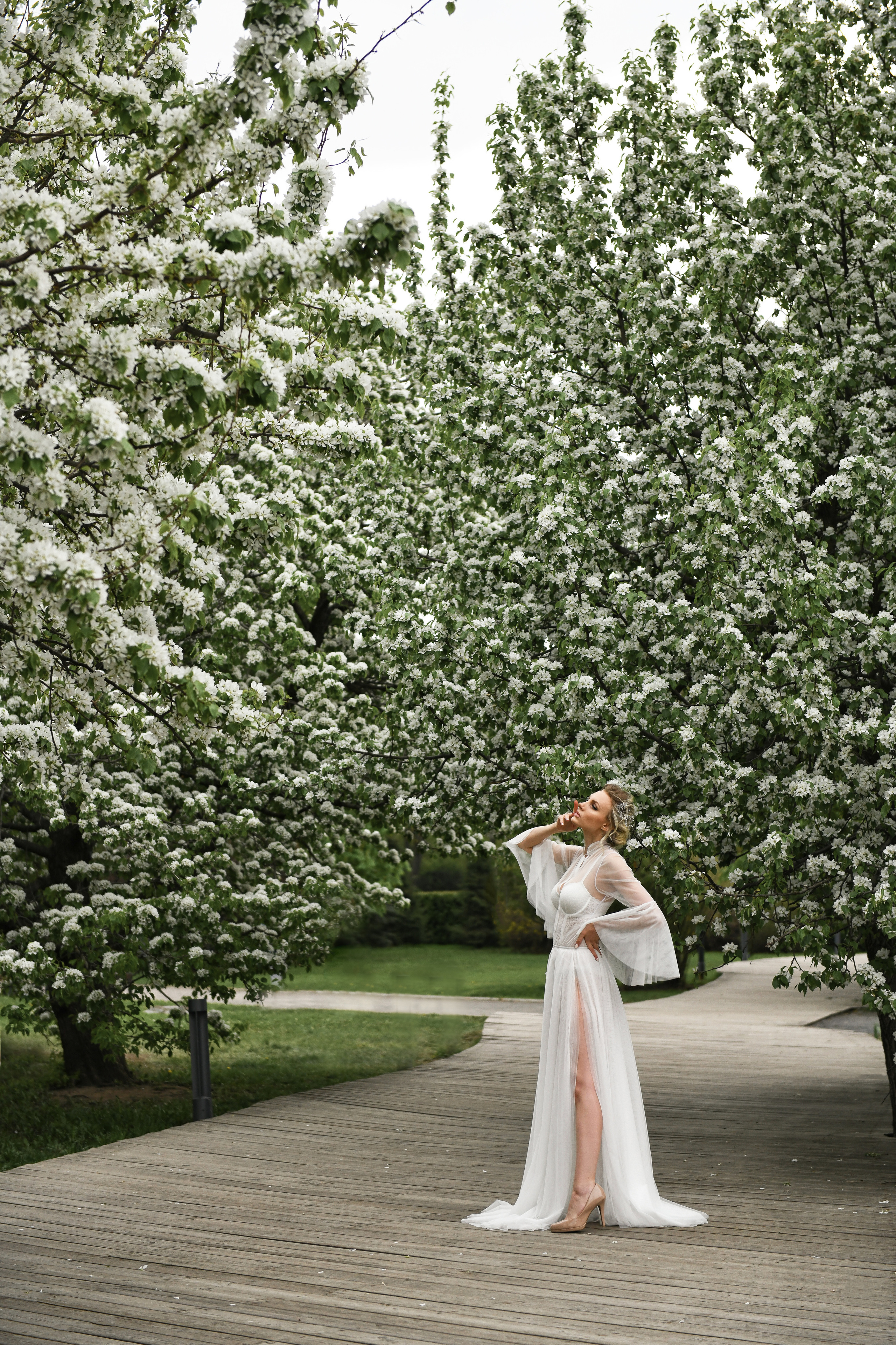 Прогулка в парке Музеон. Цветение. Портретный и контент фотограф в Воронеже Елена Николайчик