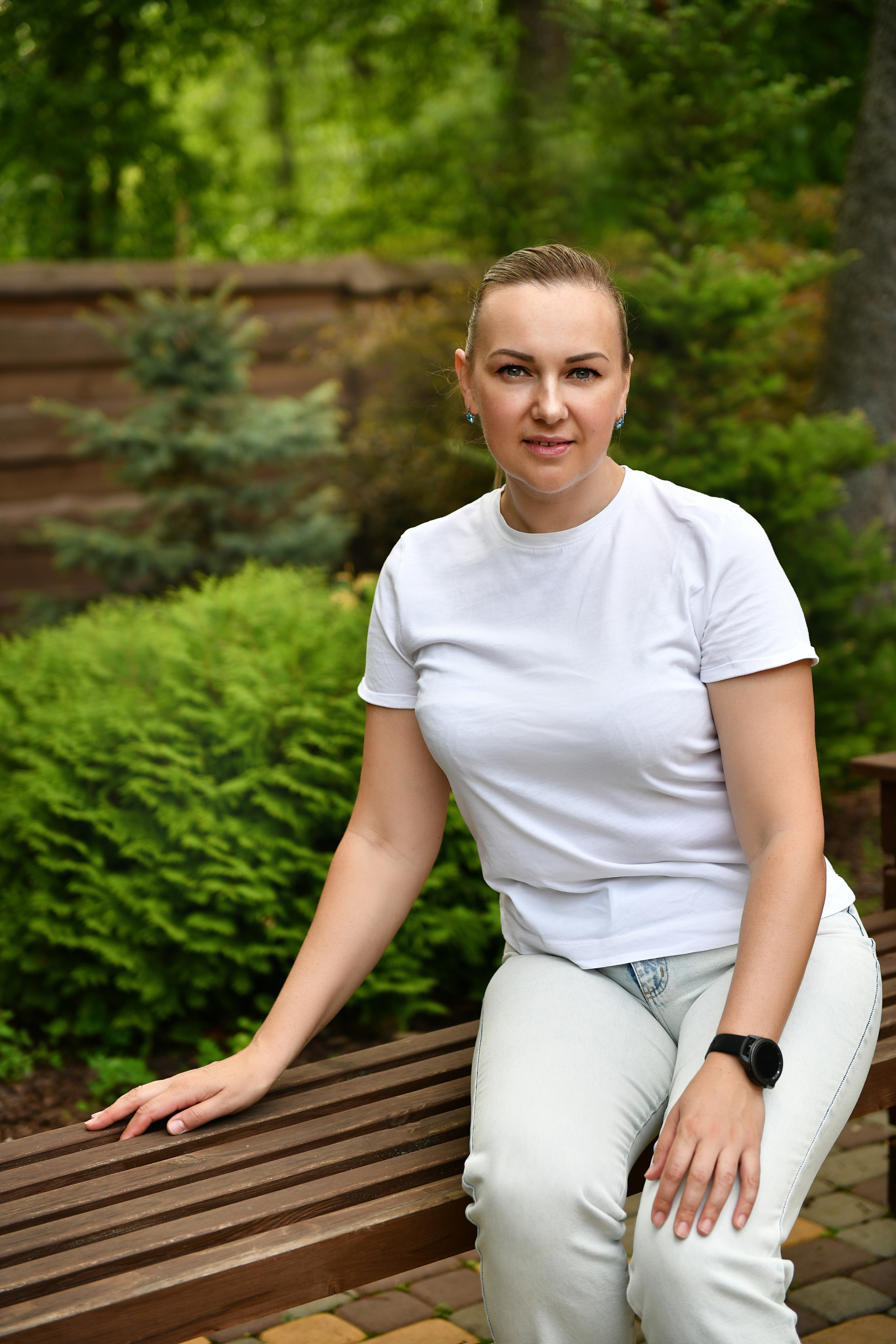 Надежда и Наталья. Фотопрогулка. Дубрава, Новая Усмань. Портретный и контент фотограф в Воронеже Елена Николайчик