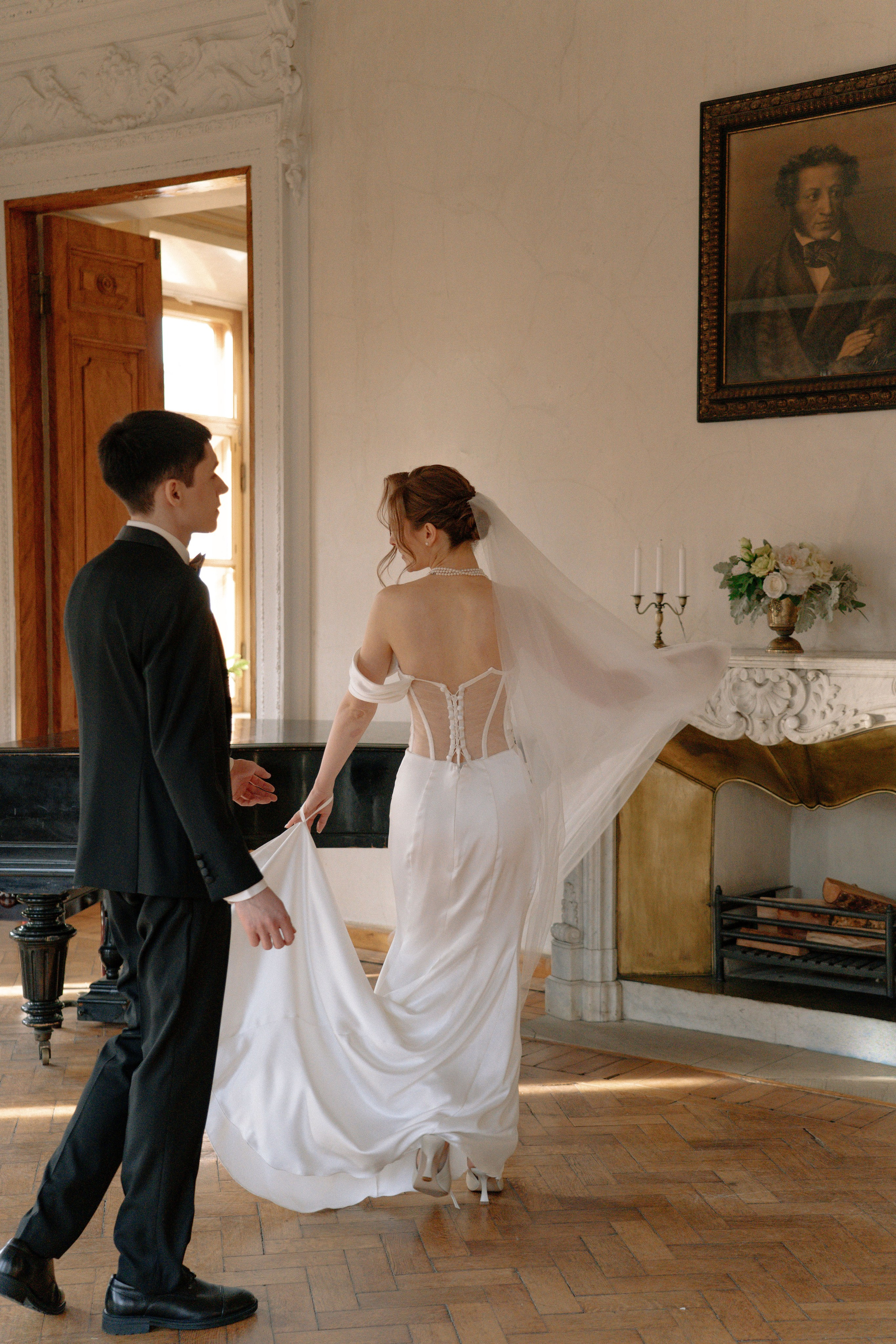 Свадебная фотосессия в Библиотеке читальне им. Пушкина