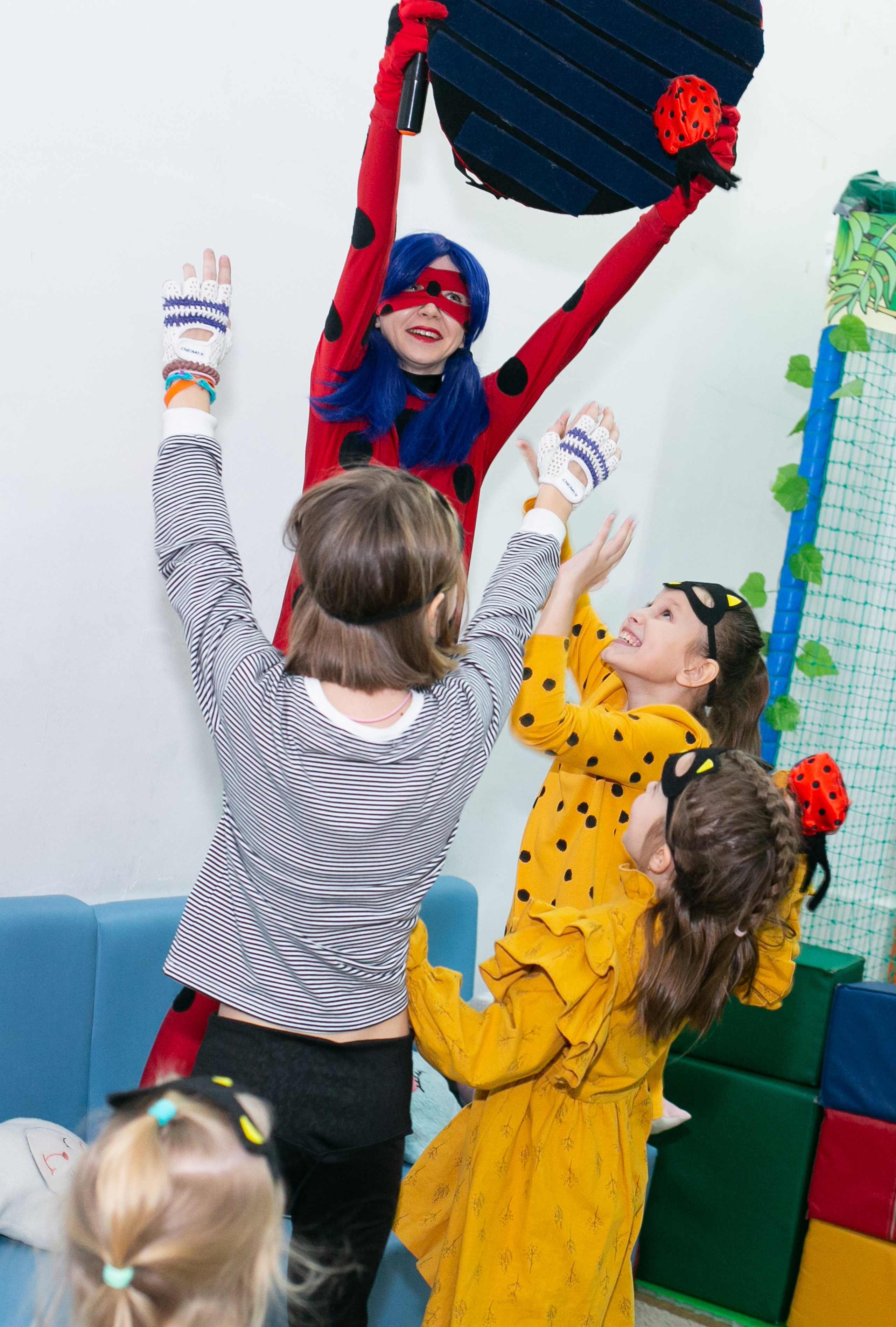 Праздники. Фотограф новорожденных и семейный фотограф НСО г. Бердск Марина Львова