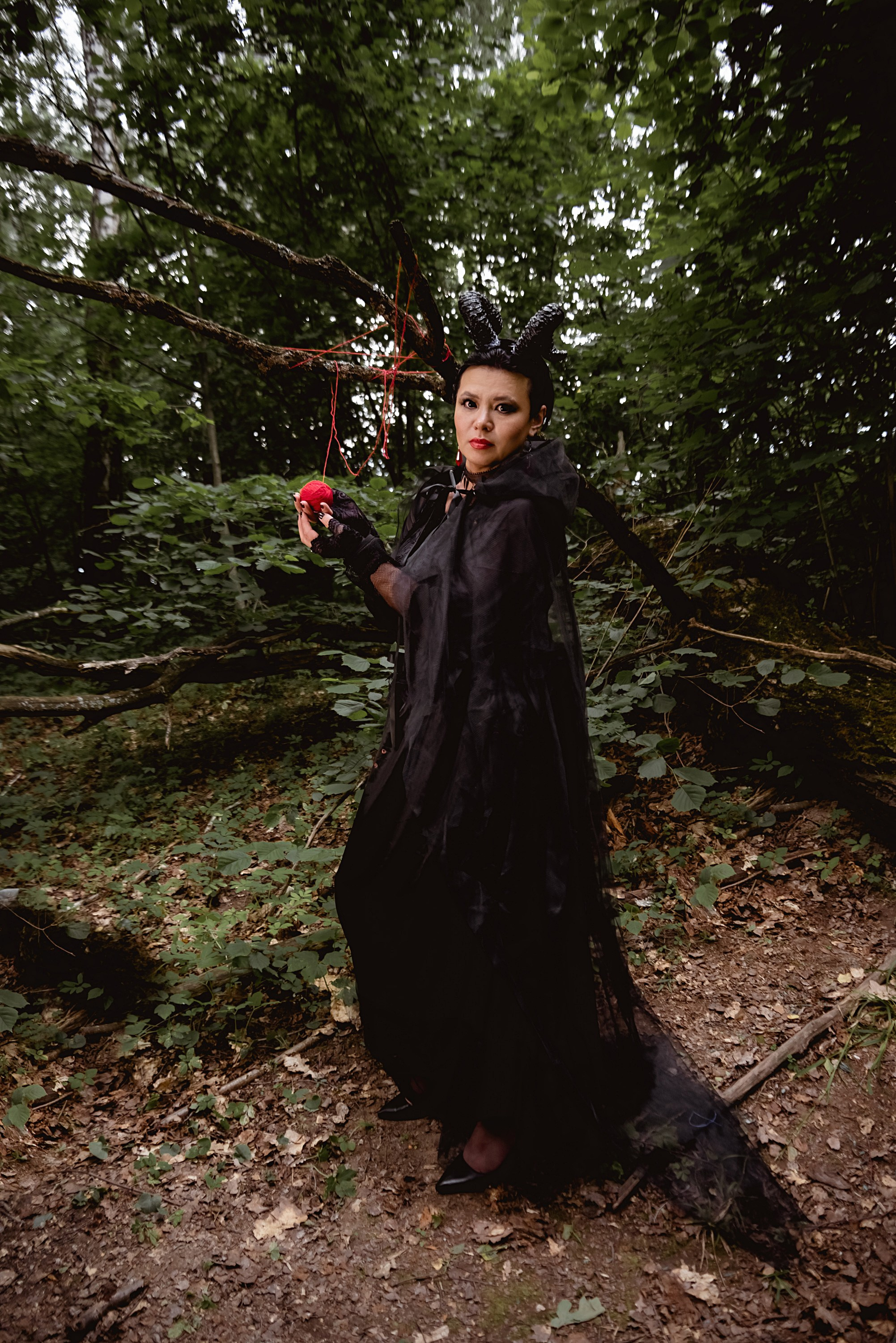 Фотосессия в стиле ведьма. Фотограф Тула творческие фотосессии недорого Ольга Ромашина