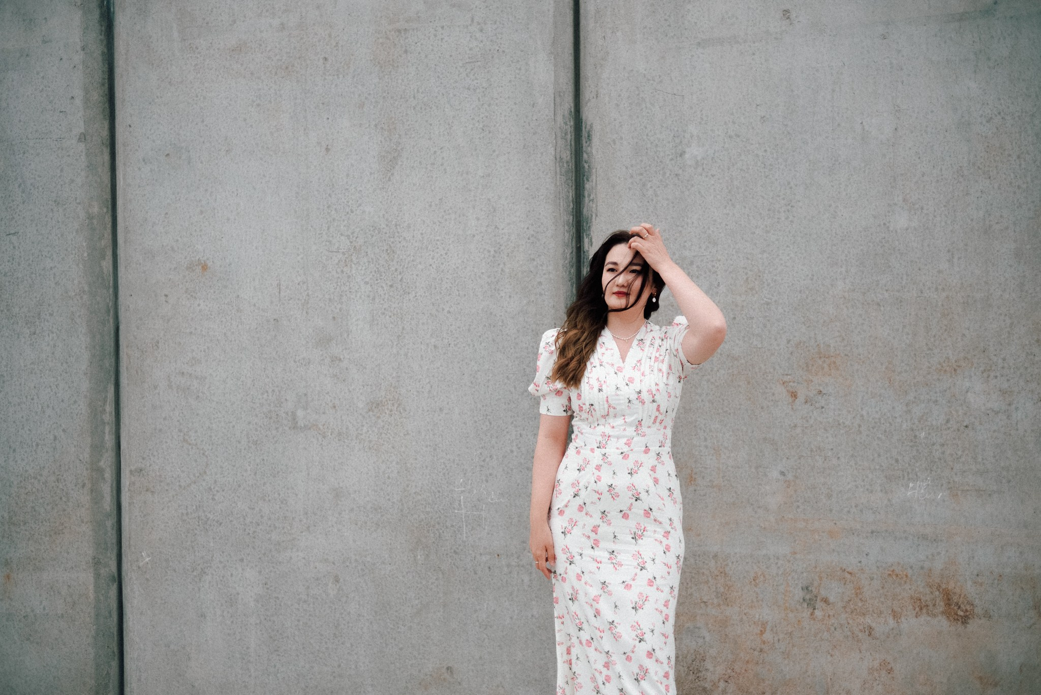 Идея для фотосессии в парке до начала цветения. Как поймать вайб и настроение в любую погоду.