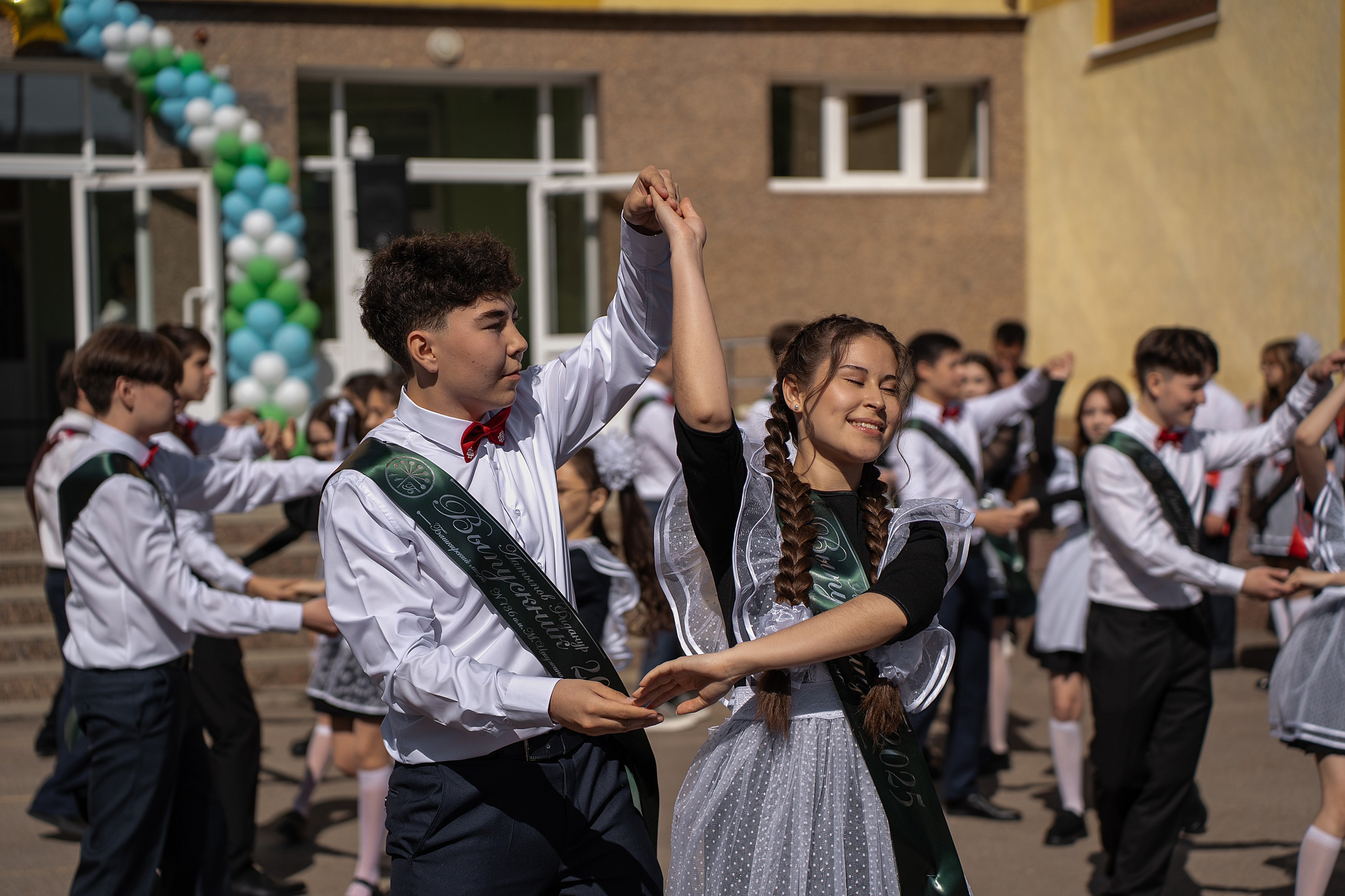 Последний звонок. Свадебный фотограф в Уфе Лилия Сова