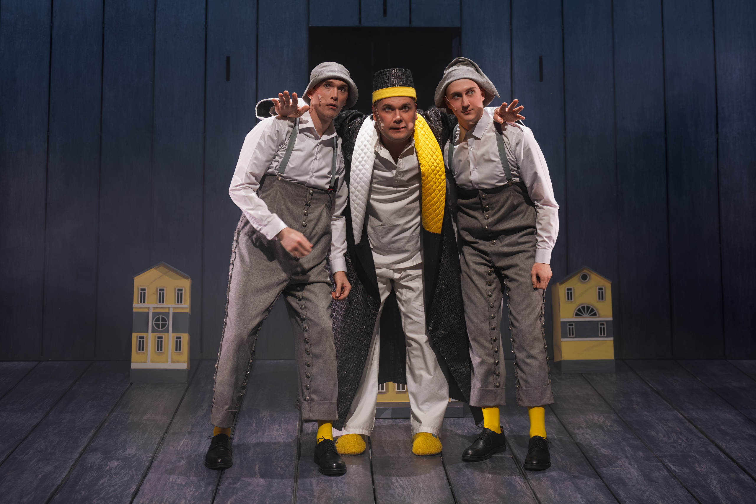 Театр Терезы Дуровой: Ревизор. Сайт фотографа Сергея Абрамова