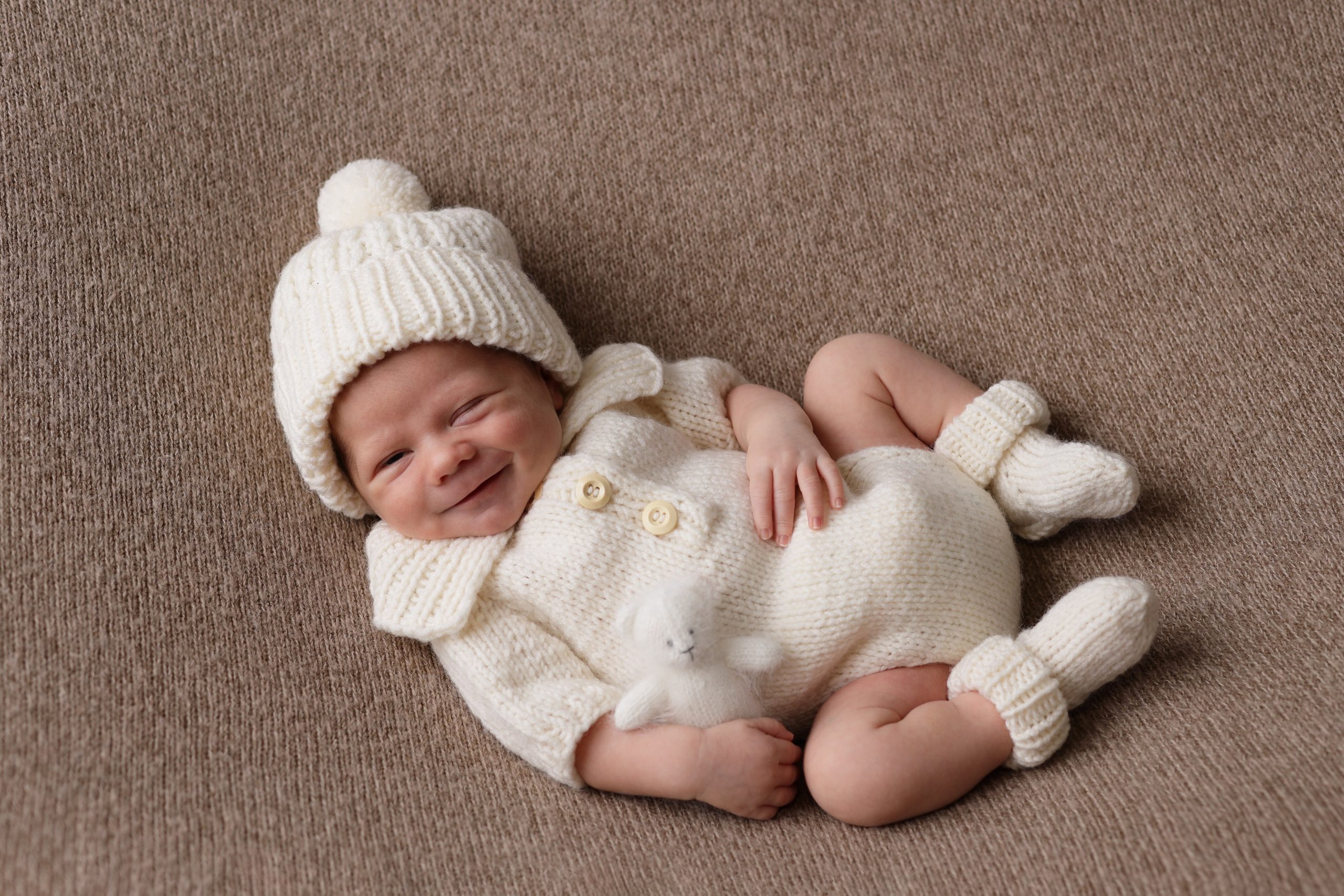 Съемка новорожденных Старый Оскол. Семейный фотограф и новорожденных в Старом Осколе Анна Старкова,
