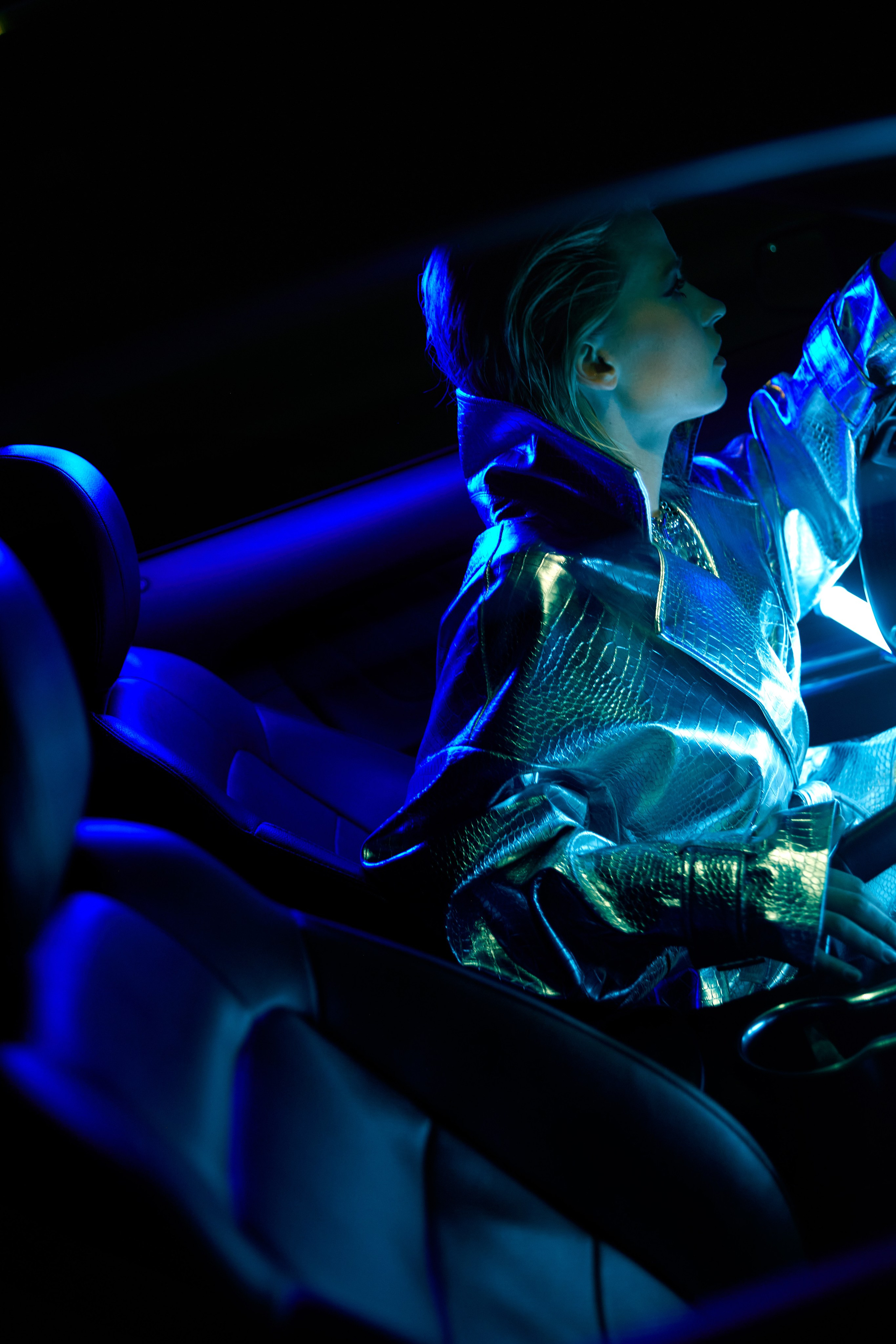 NIGHT OBSESSION. Yulia Otroschenko