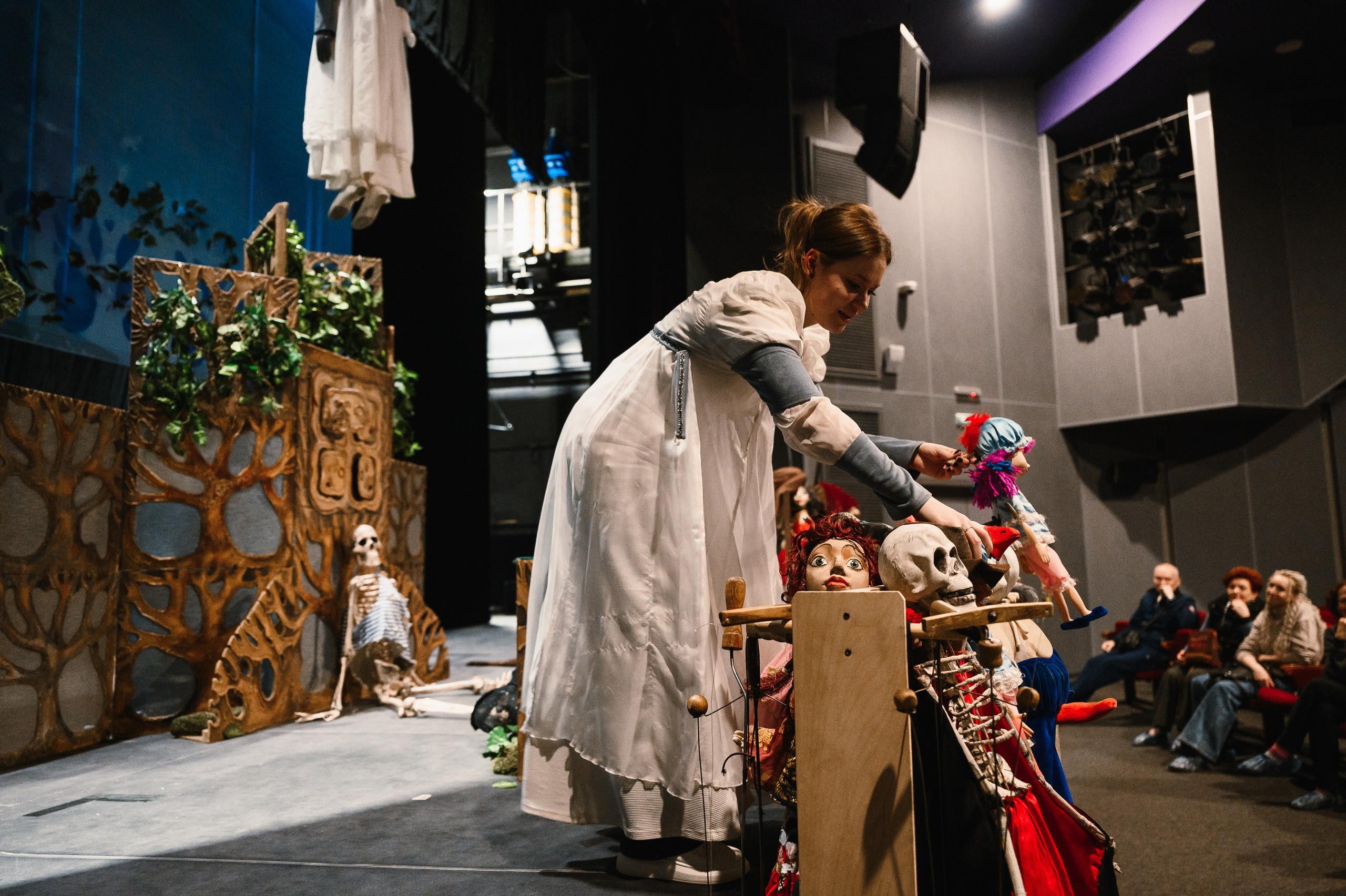 Ночная экскурсия в Театре Кукол. Свадебный и просто хороший фотограф в Челябинске