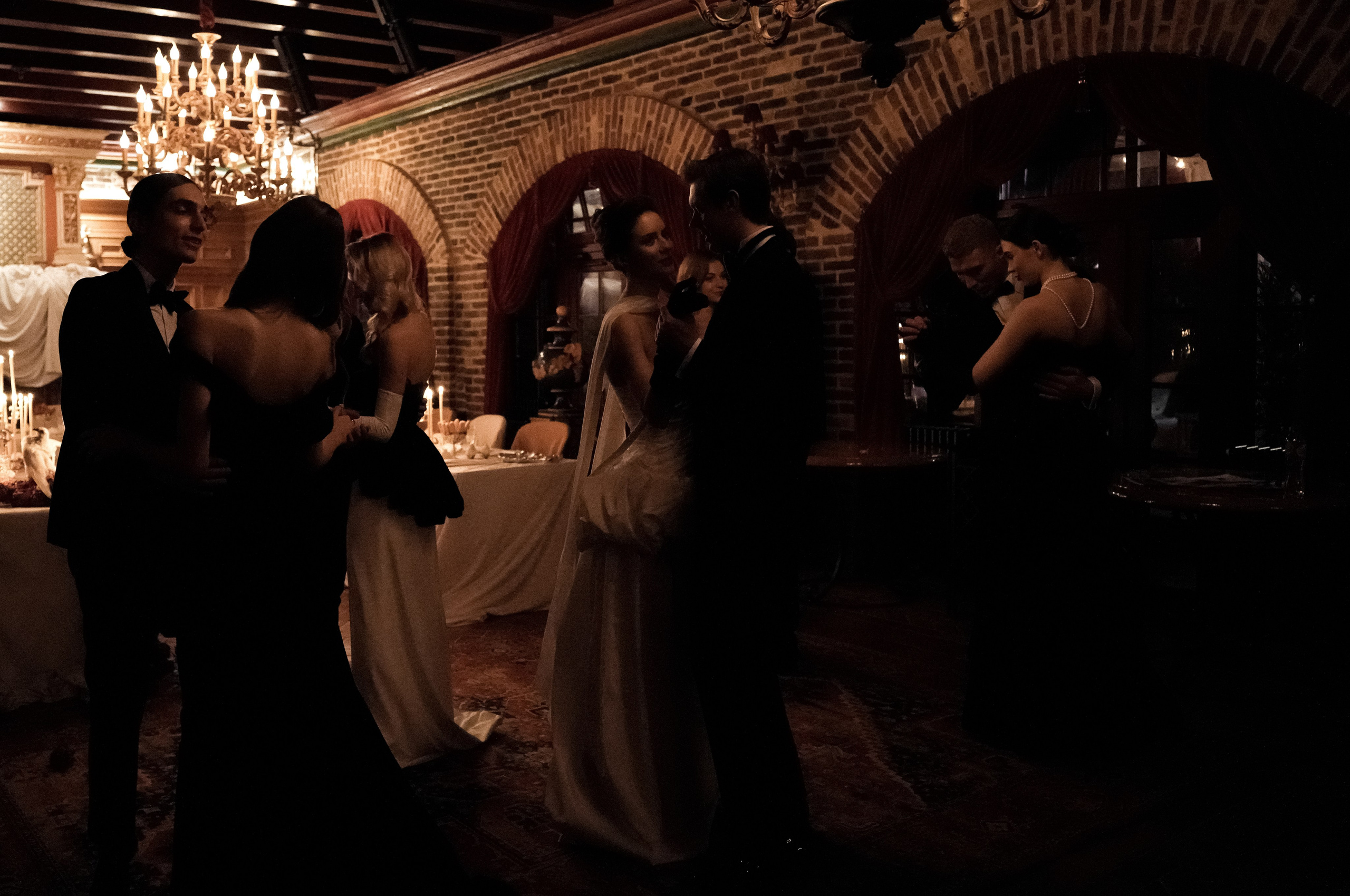 After Midnight. Свадебный фотограф и видеограф в Ростове-на-Дону. Максим и Наталья Лебедевы