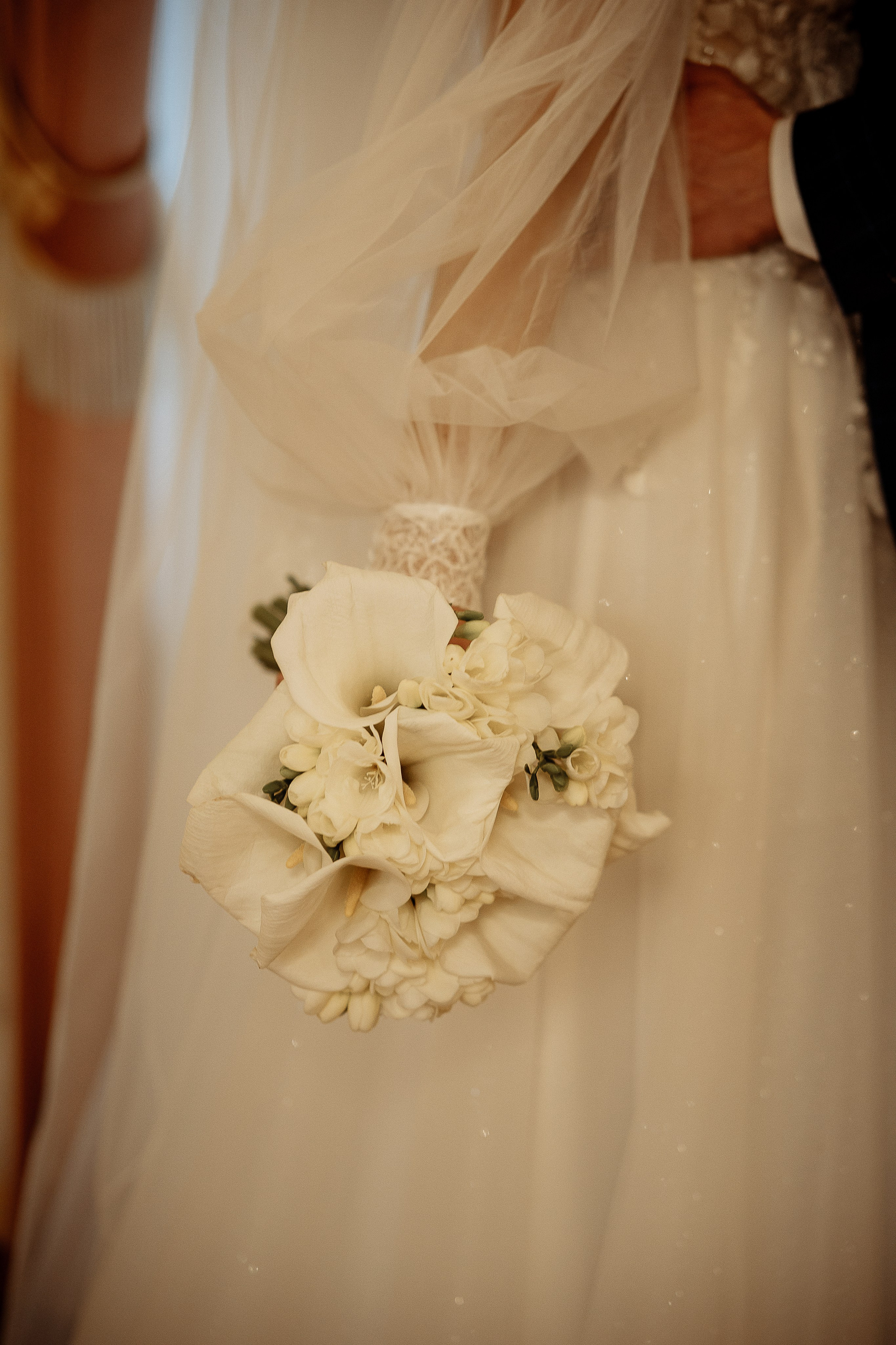 Ślubna sesja zdjęciowa w Muzeum. Свадебный фотограф Варшава Лодзь Польша Елена Юцова