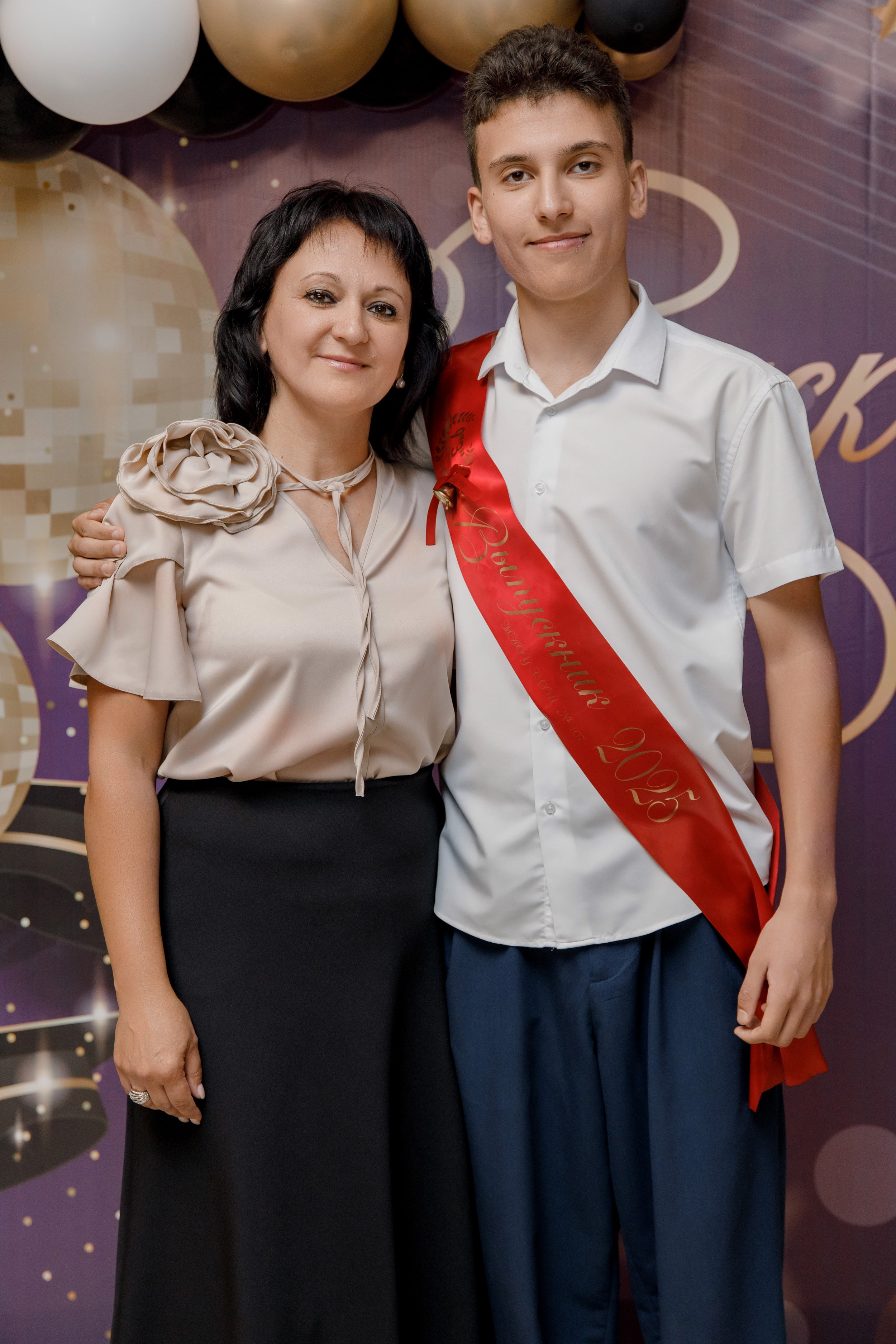 Выпускной школа 107 г Краснодар. Выпускные альбомы в Краснодарском крае