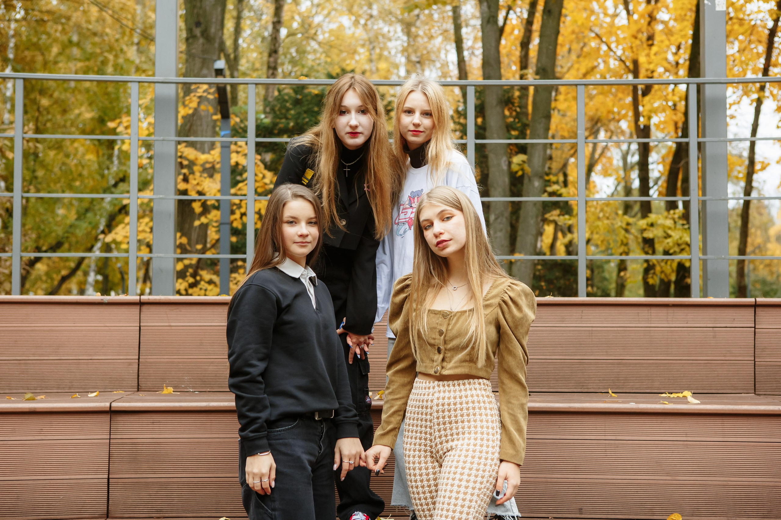 Осень Гимназия 12 11 В 2023 г. Свадебный и портретный Фотограф в Липецке Дмитрий Котюков