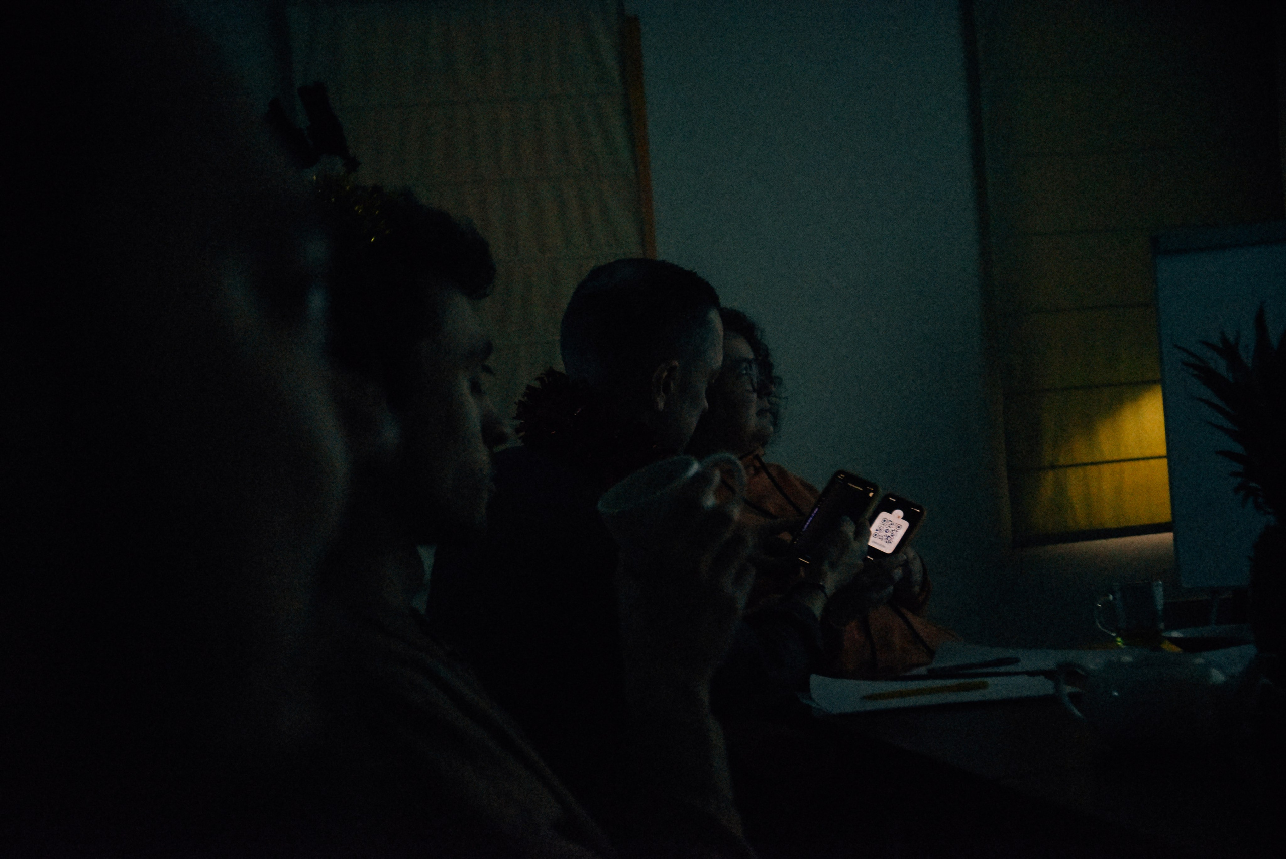 ЧТО ТЫ МЕЛЕШь Вечер вьетнамского караоке. Фотограф Лола Волна, город Москва