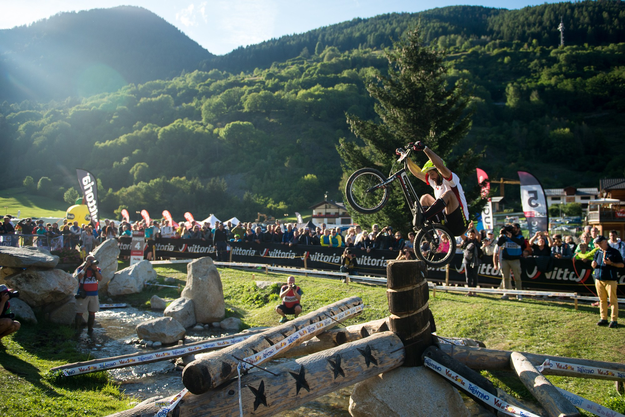 Cycling photos. Sports photographer Leonid Zhukov