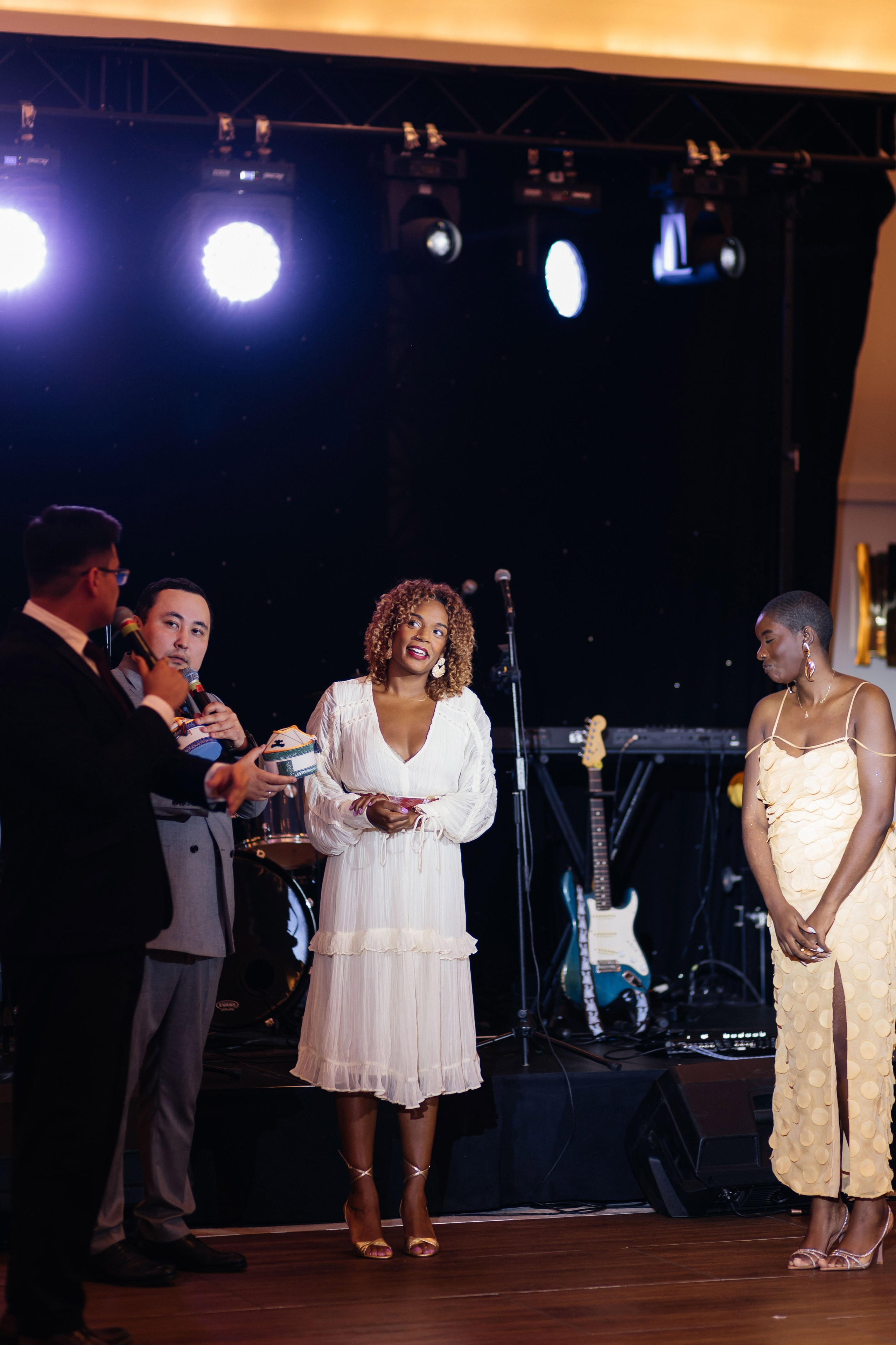 Alina Uzatu. Профессиональный фотограф в городе Астана/Алматы Даурен Сембаев