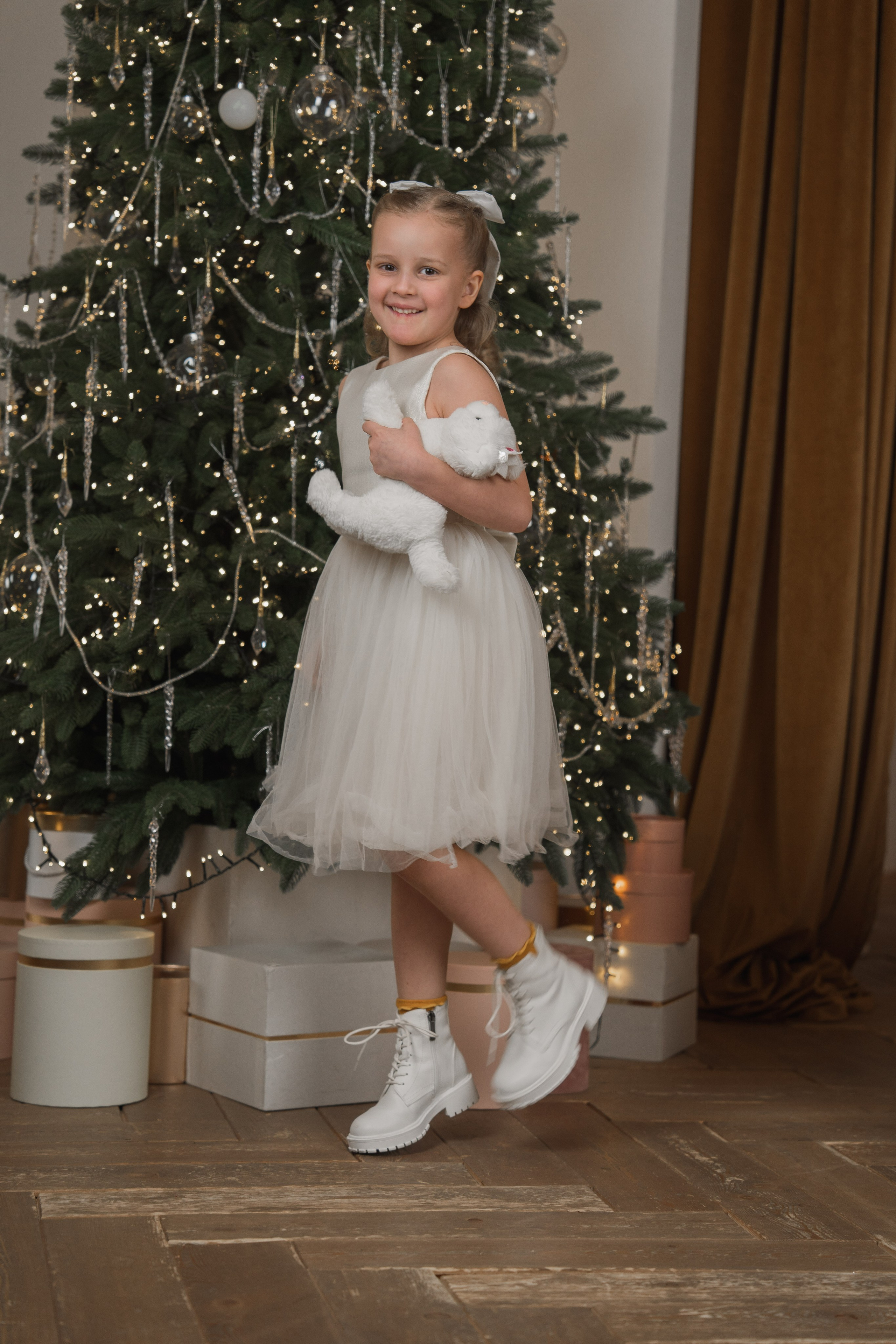 Новогодняя фотосессия большой семьи в студии. Семейный фотограф Екатеринбург Татьяна Девятых