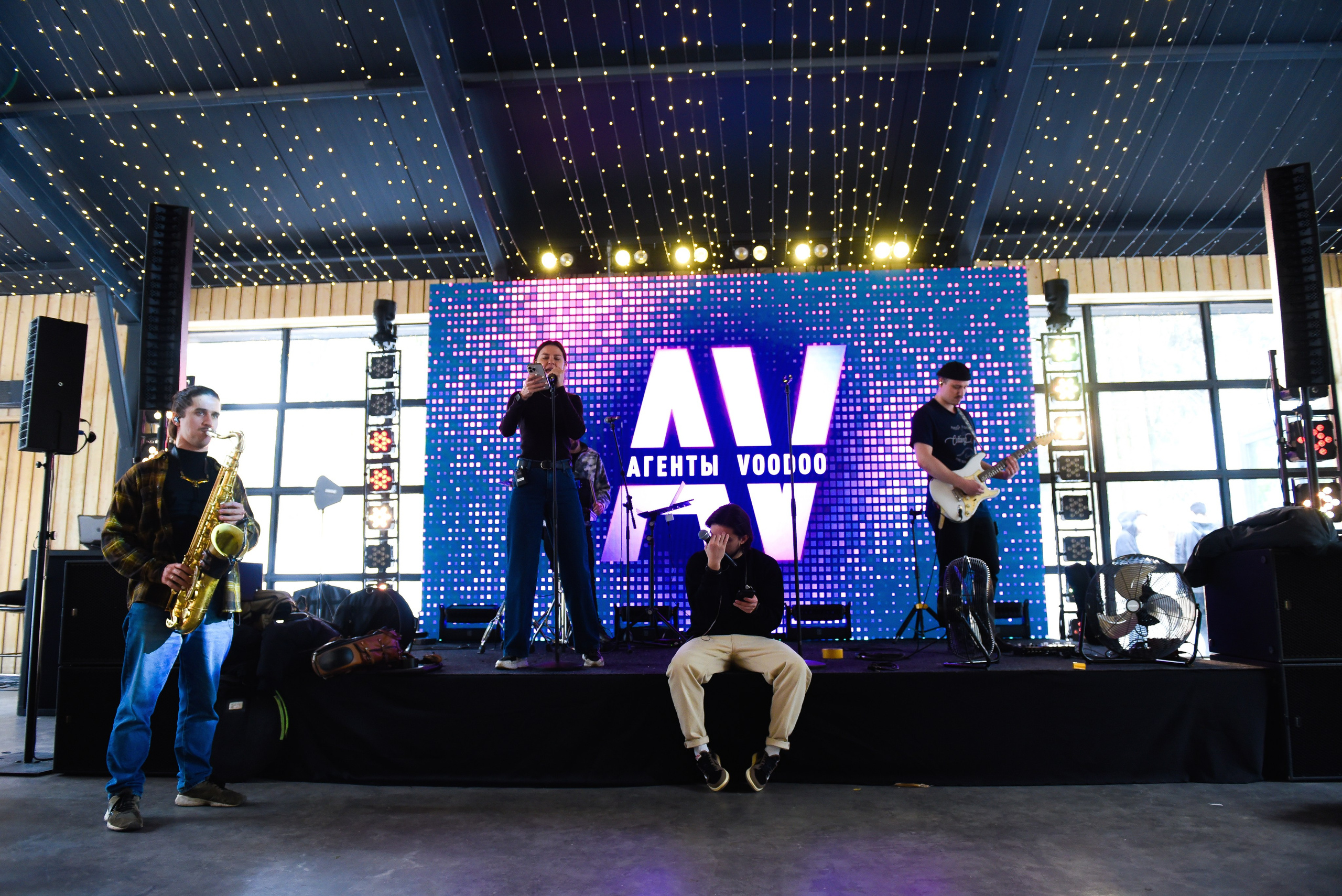 Hide backstage. Фотограф, визажист. Москва