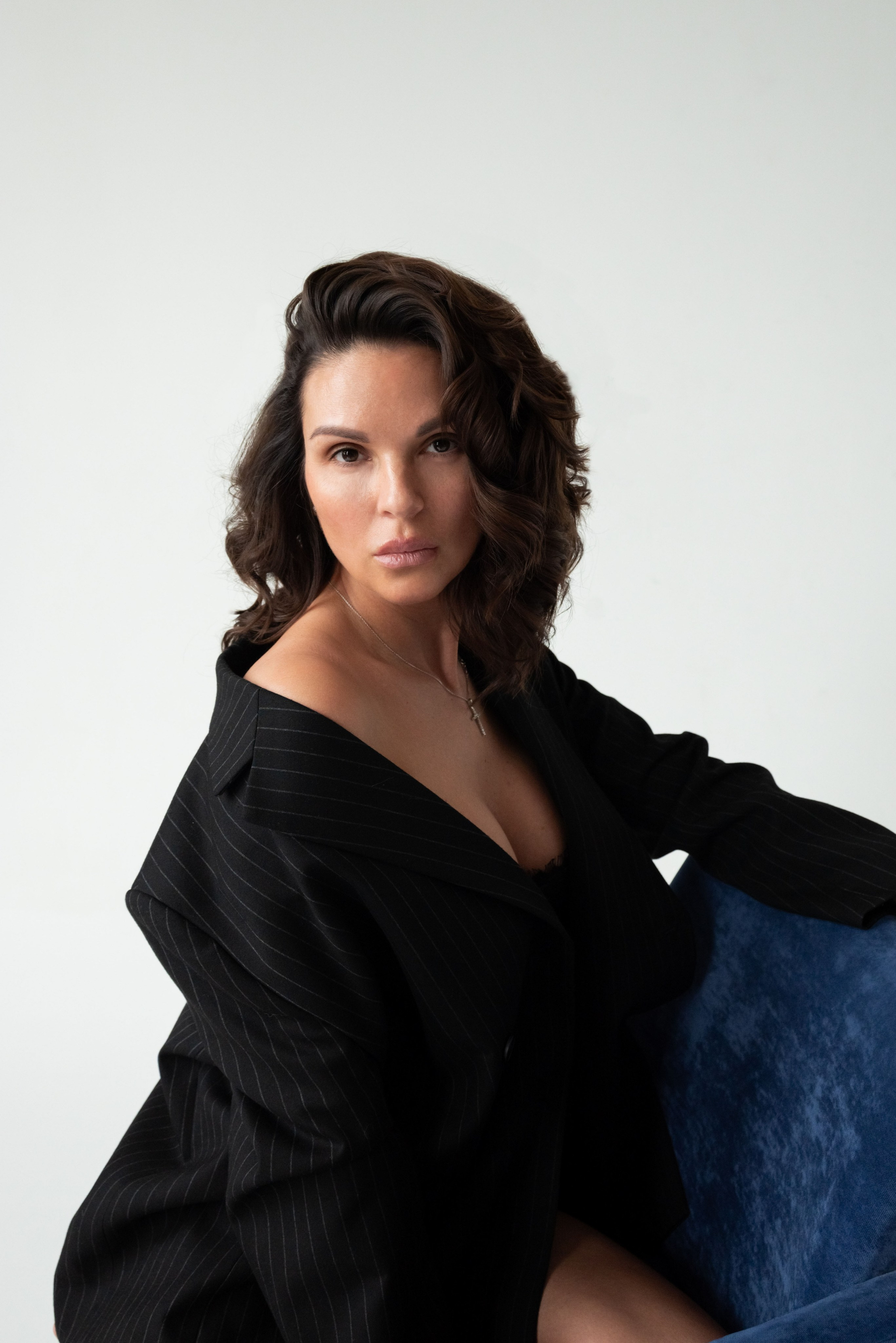 Виктория персональная студийная фотосъёмка. Профессиональный фотограф в Твери Иванова Юлия