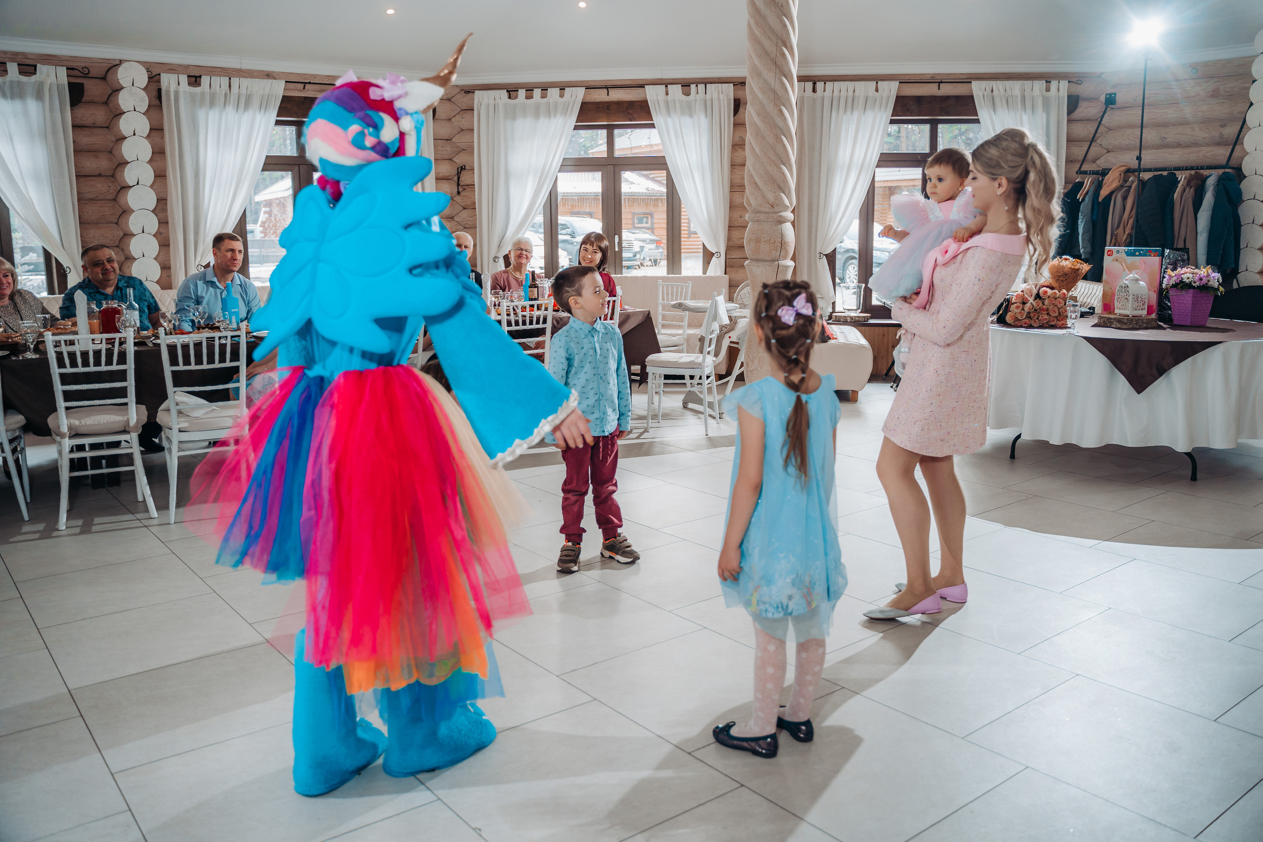 День рождения Ульяны 1 год (годовасие) в клубе Барин