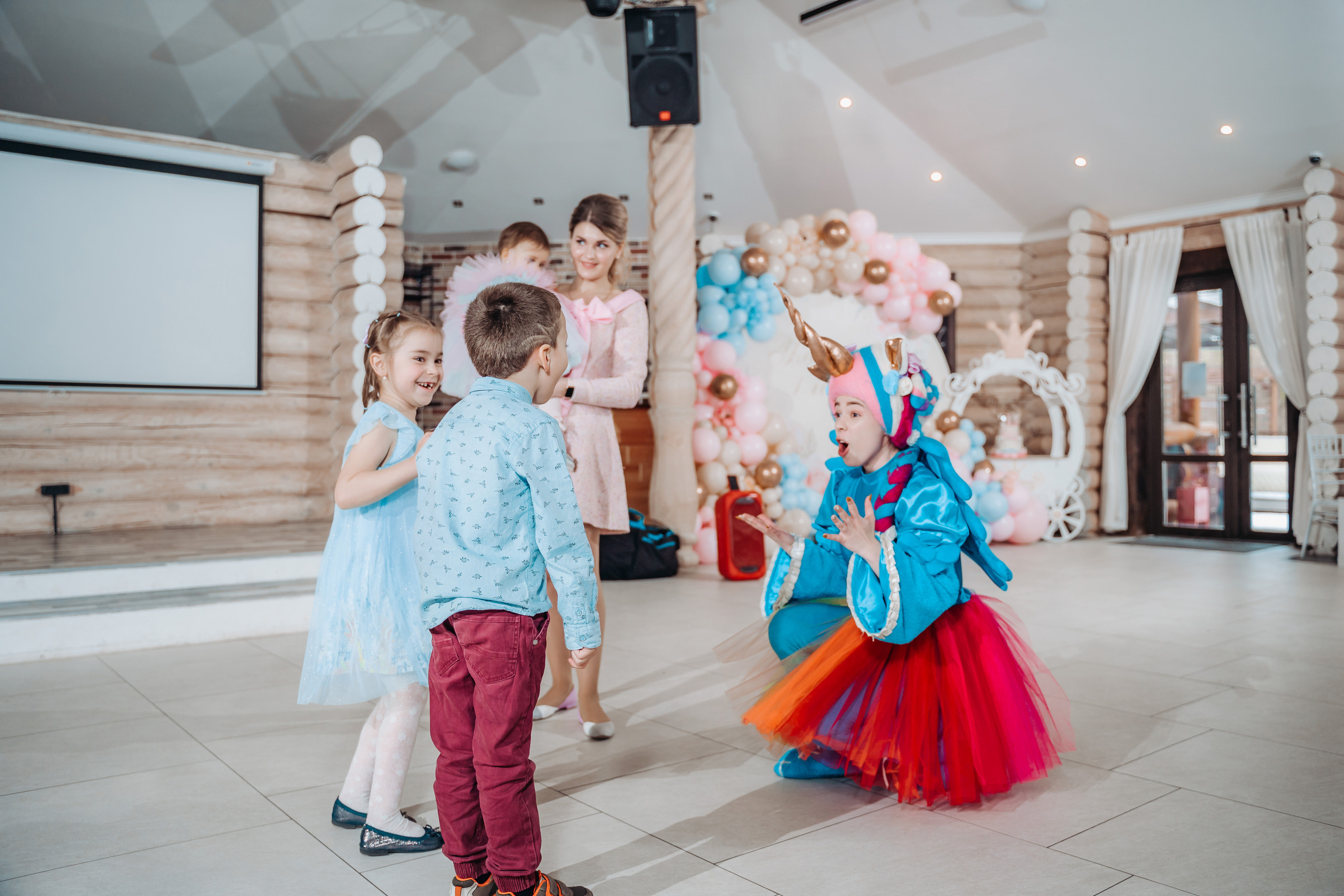 День рождения Ульяны 1 год (годовасие) в клубе Барин