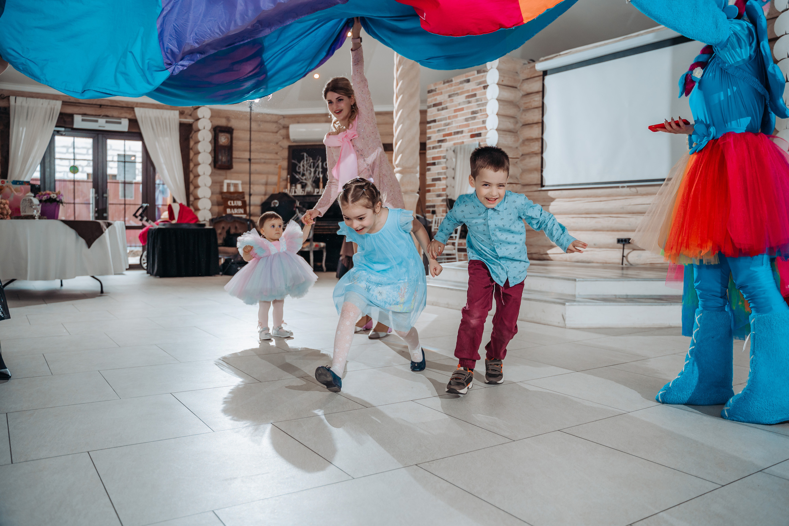 День рождения Ульяны 1 год (годовасие) в клубе Барин